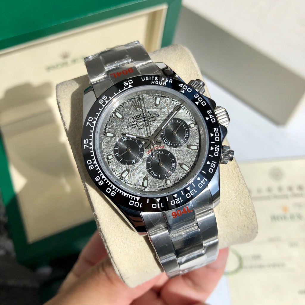 Rolex Daytona Chronograph Luxury Watch, 40mm Stainless Steel Case, Caliber 4130 Movement, Stainless Steel Oyster Bracelet