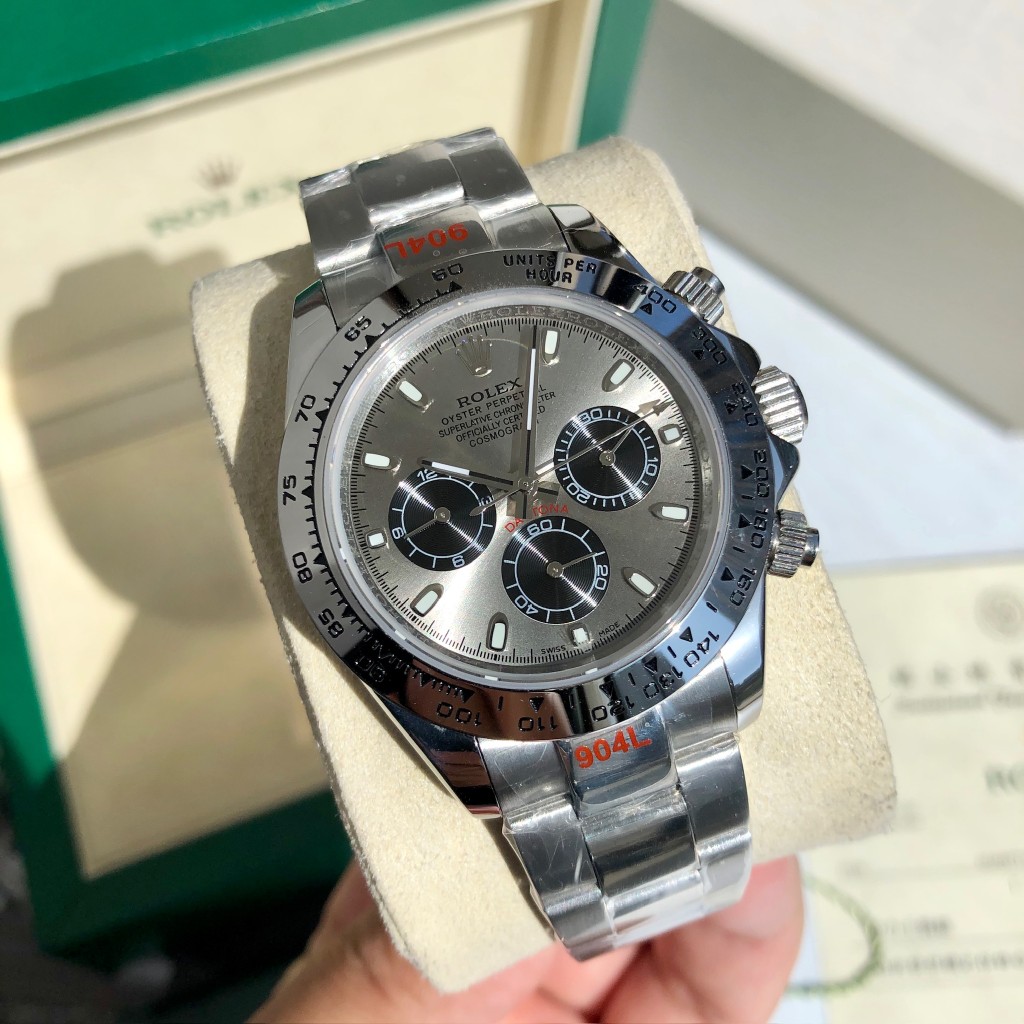 Rolex Daytona Chronograph Luxury Watch, 40mm Stainless Steel Case, Caliber 4130 Movement, Stainless Steel Oyster Bracelet