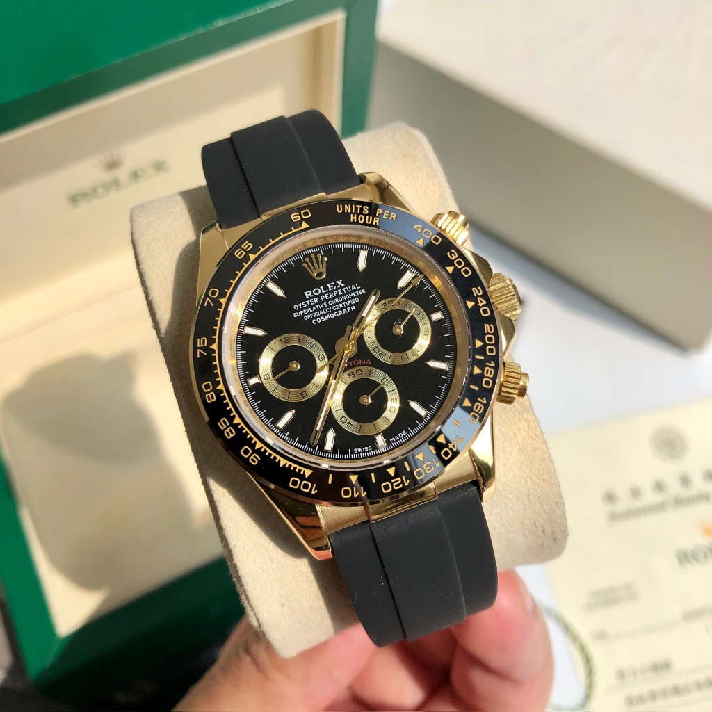 Rolex Daytona Chronograph Luxury Watch, 40mm 18K Yellow Gold Case, Caliber 4130 Movement, Black Rubber Strap