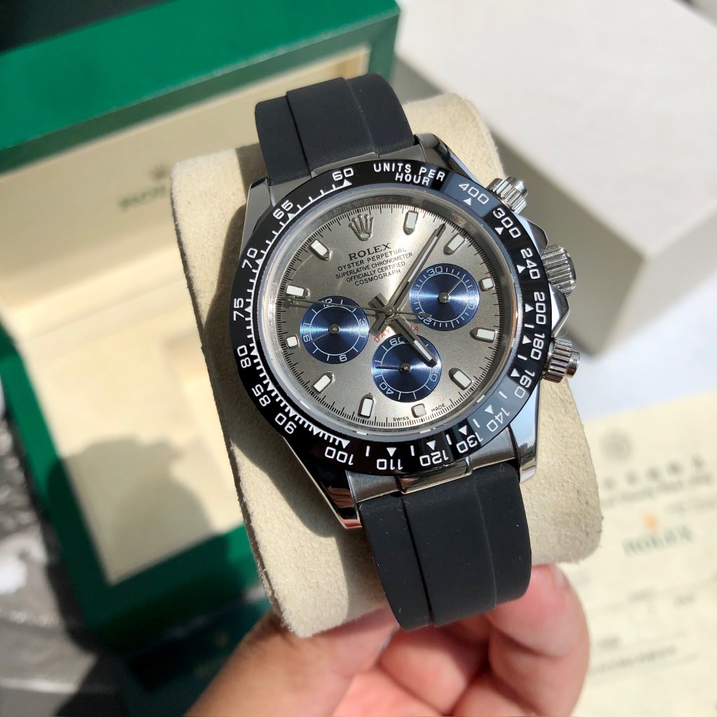 Rolex Daytona Chronograph Luxury Watch, 40mm 18K White Gold Case, Caliber 4130 Movement, Black Rubber Strap