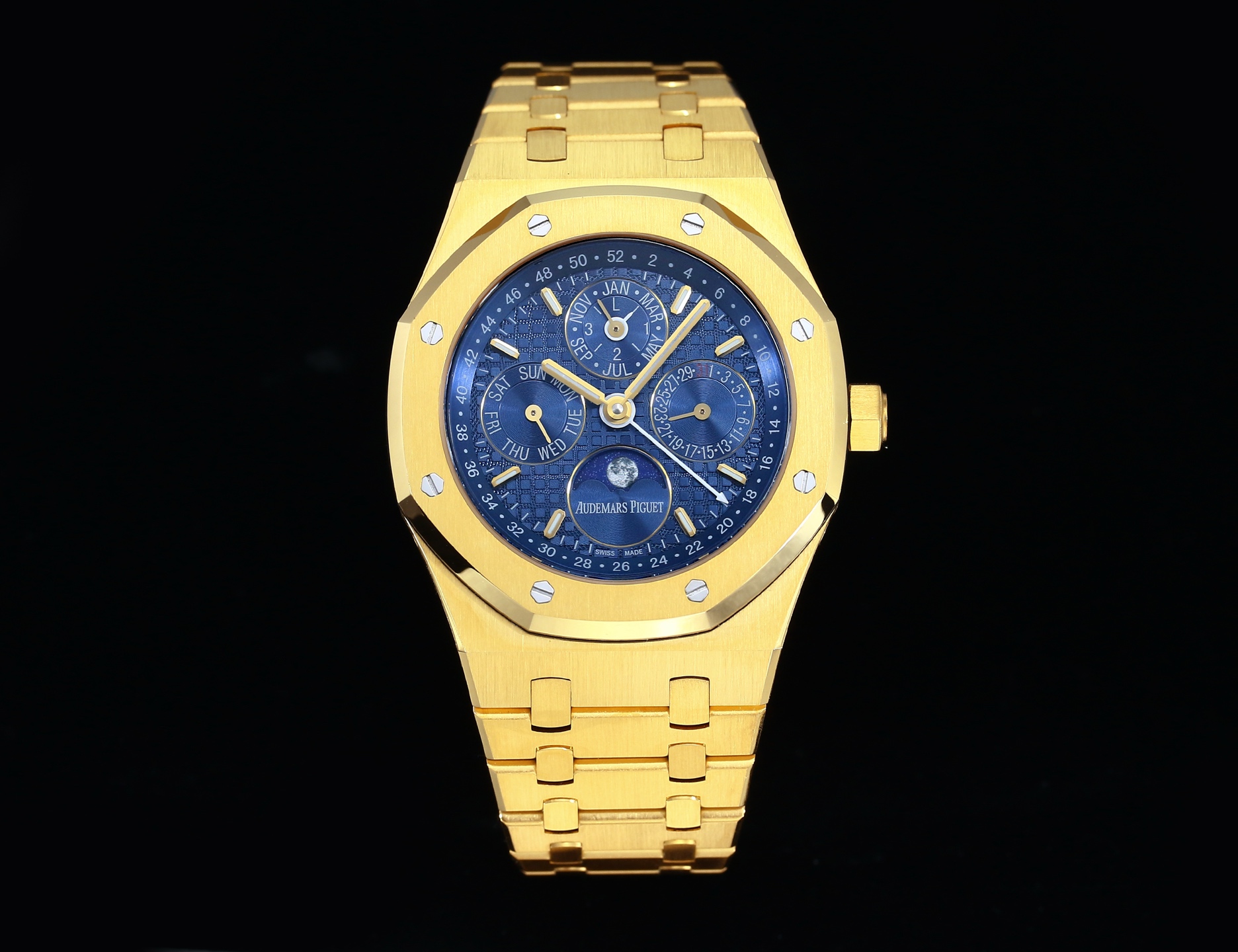 Audemars Piguet Royal Oak Perpetual Calendar Luxury Watch, 41mm 18K Yellow Gold Case, Automatic Movement, 18K Yellow Gold Bracelet