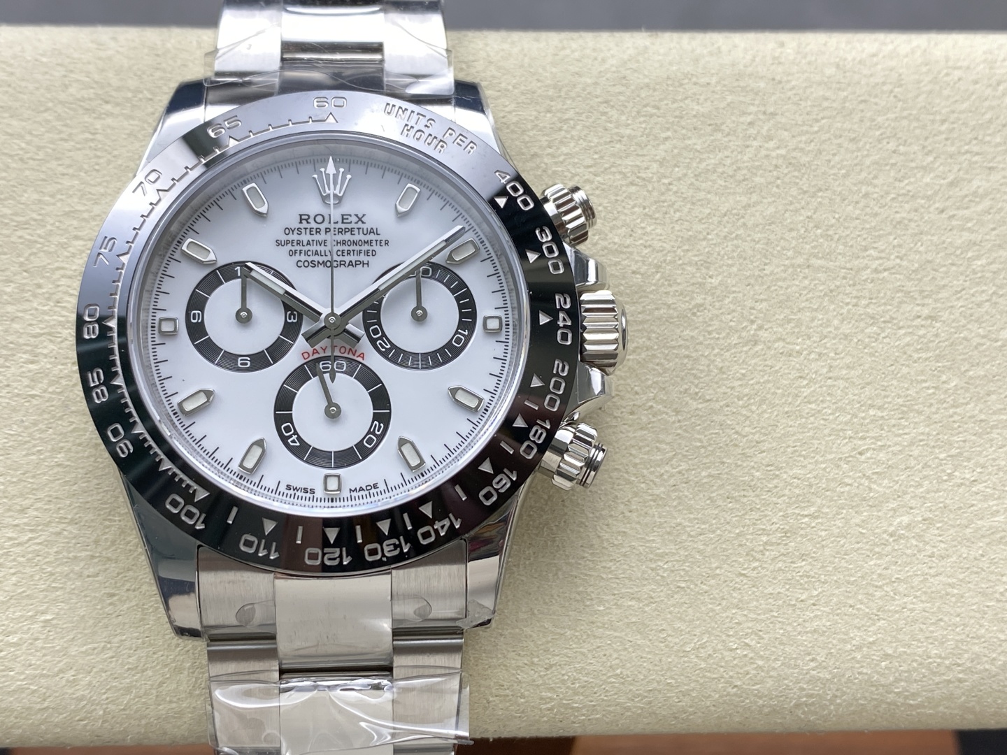 Rolex Cosmograph Daytona Luxury Chronograph Watch, 40mm Stainless Steel Case, Calibre 4130 Automatic Movement, Stainless Steel Strap