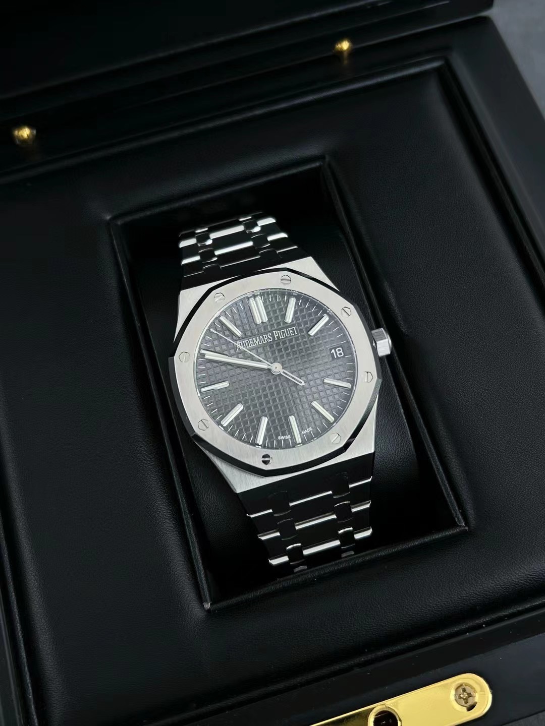 Audemars Piguet Royal Oak Luxury Watch, 41mm Stainless Steel Case, Calibre 4302 Automatic Movement, Stainless Steel Strap