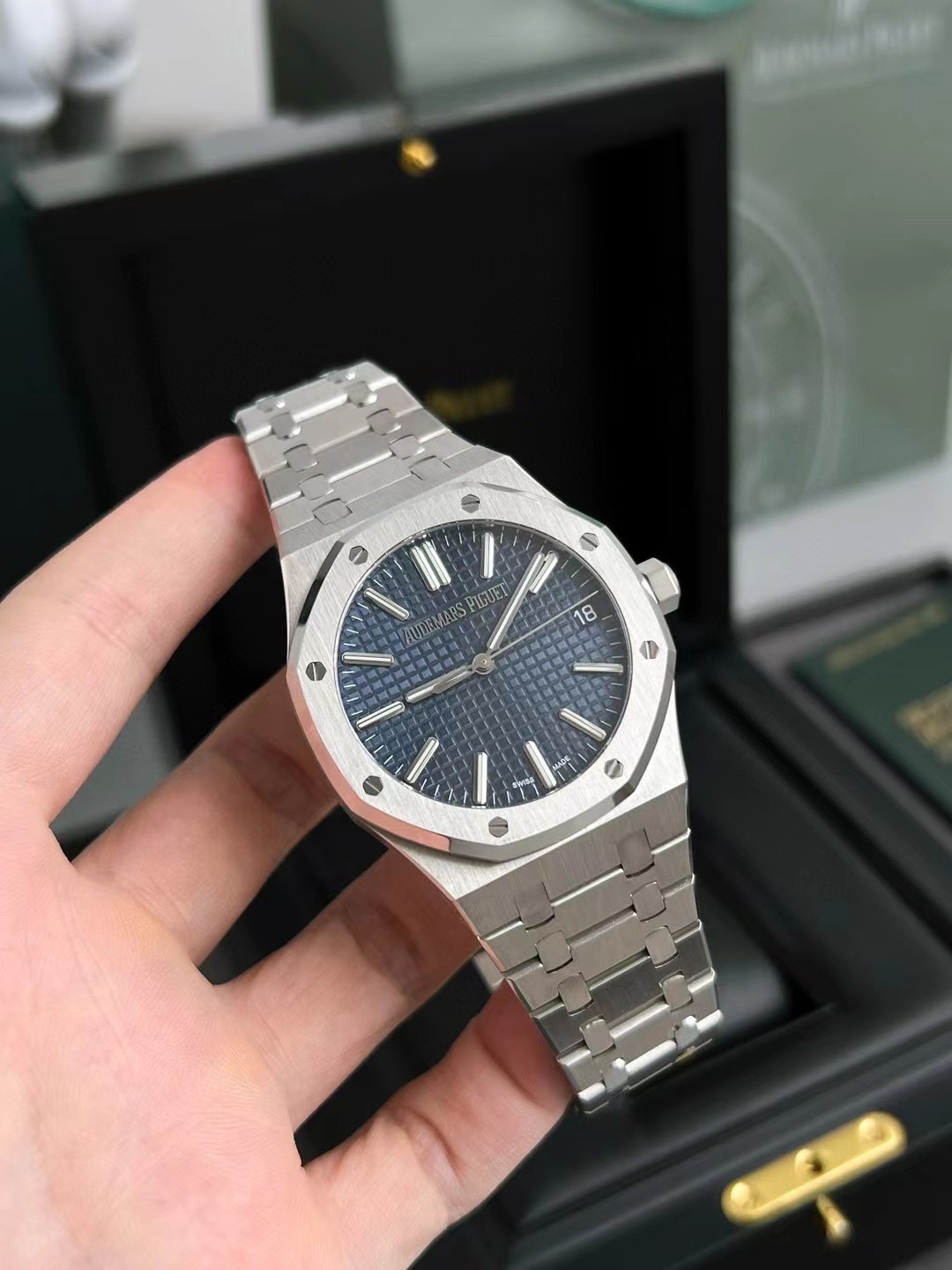 Audemars Piguet Royal Oak Luxury Watch, 41mm Stainless Steel Case, Calibre 4302 Automatic Movement, Stainless Steel Strap