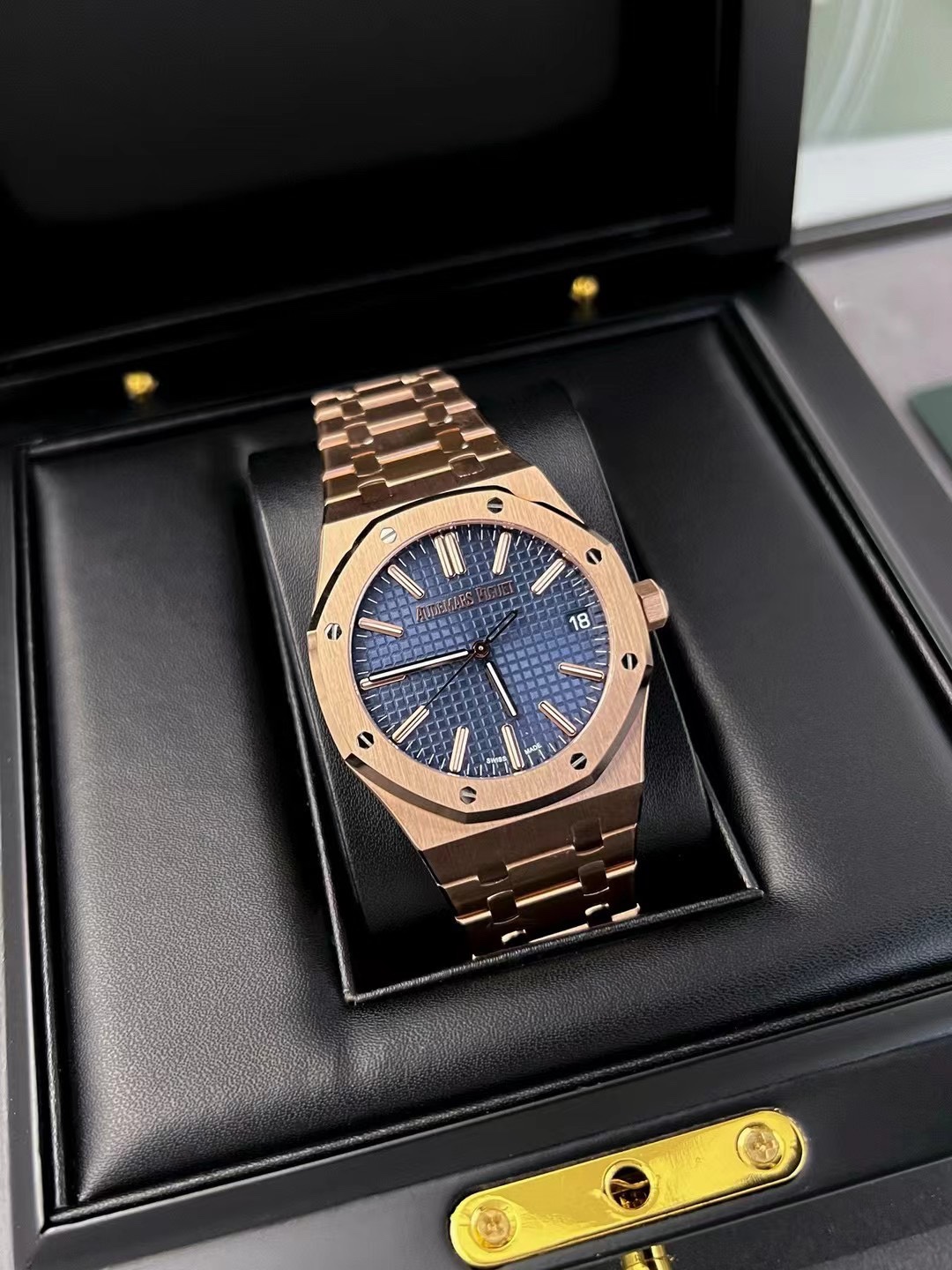 Audemars Piguet Royal Oak Luxury Watch, 41mm Rose Gold Case, Automatic Movement, Rose Gold Strap