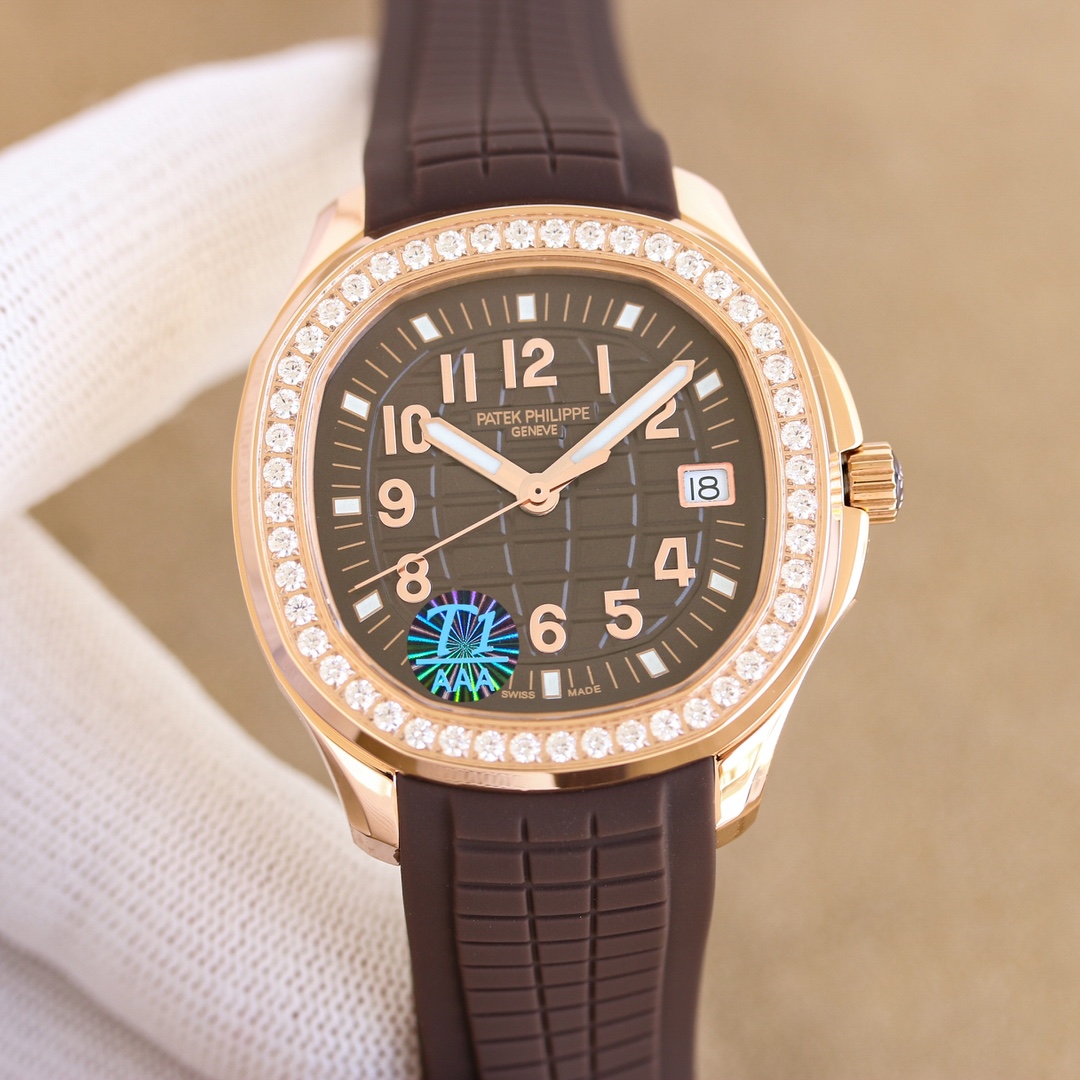 Patek Philippe Aquanaut ~35mm 18K Rose Gold & Diamond-Set Automatic Watch (Caliber 324 S C)