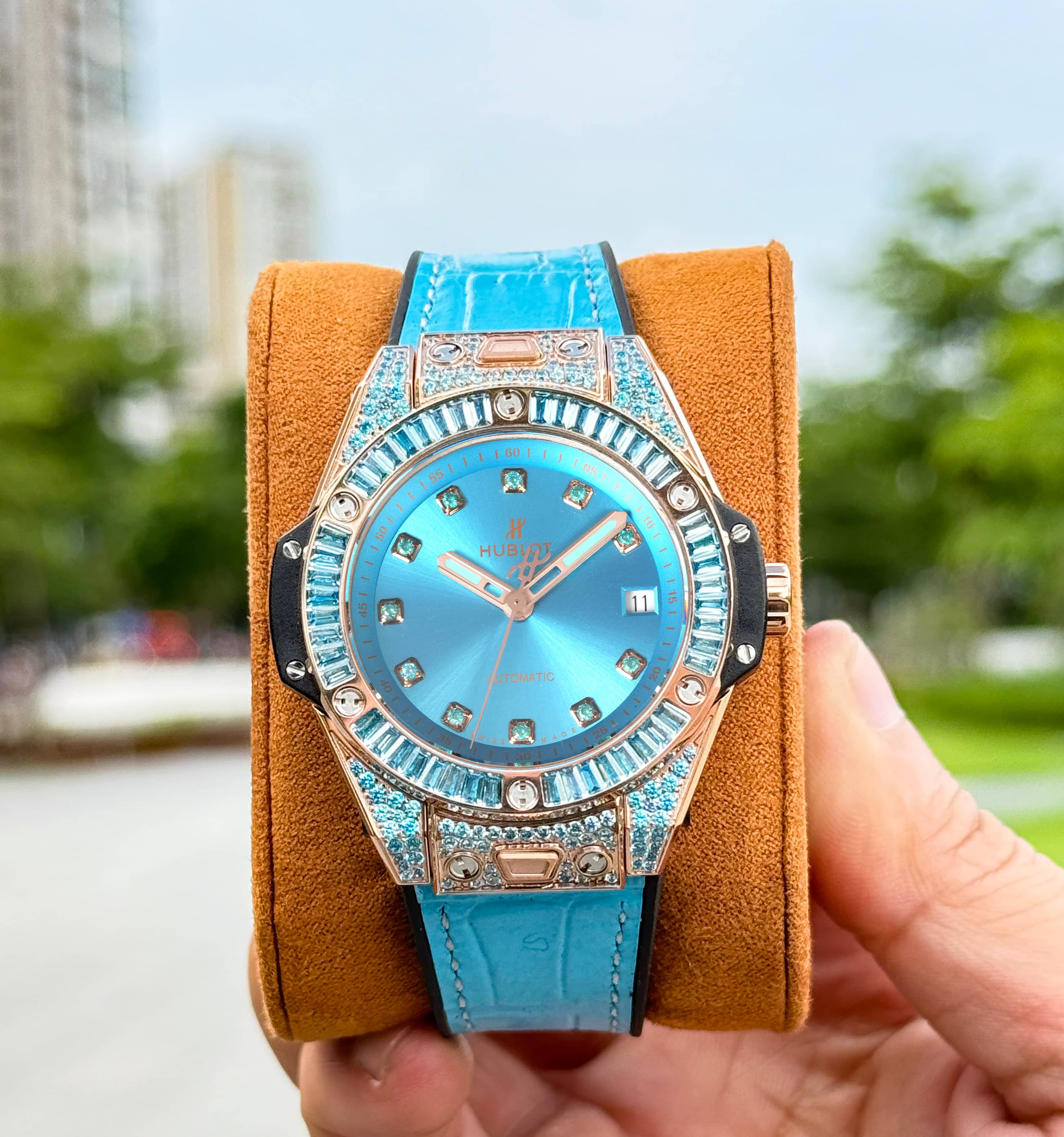 Hublot Big Bang ~42mm 18K Rose Gold & Blue Gem-Set Automatic Watch (Caliber HUB4700)