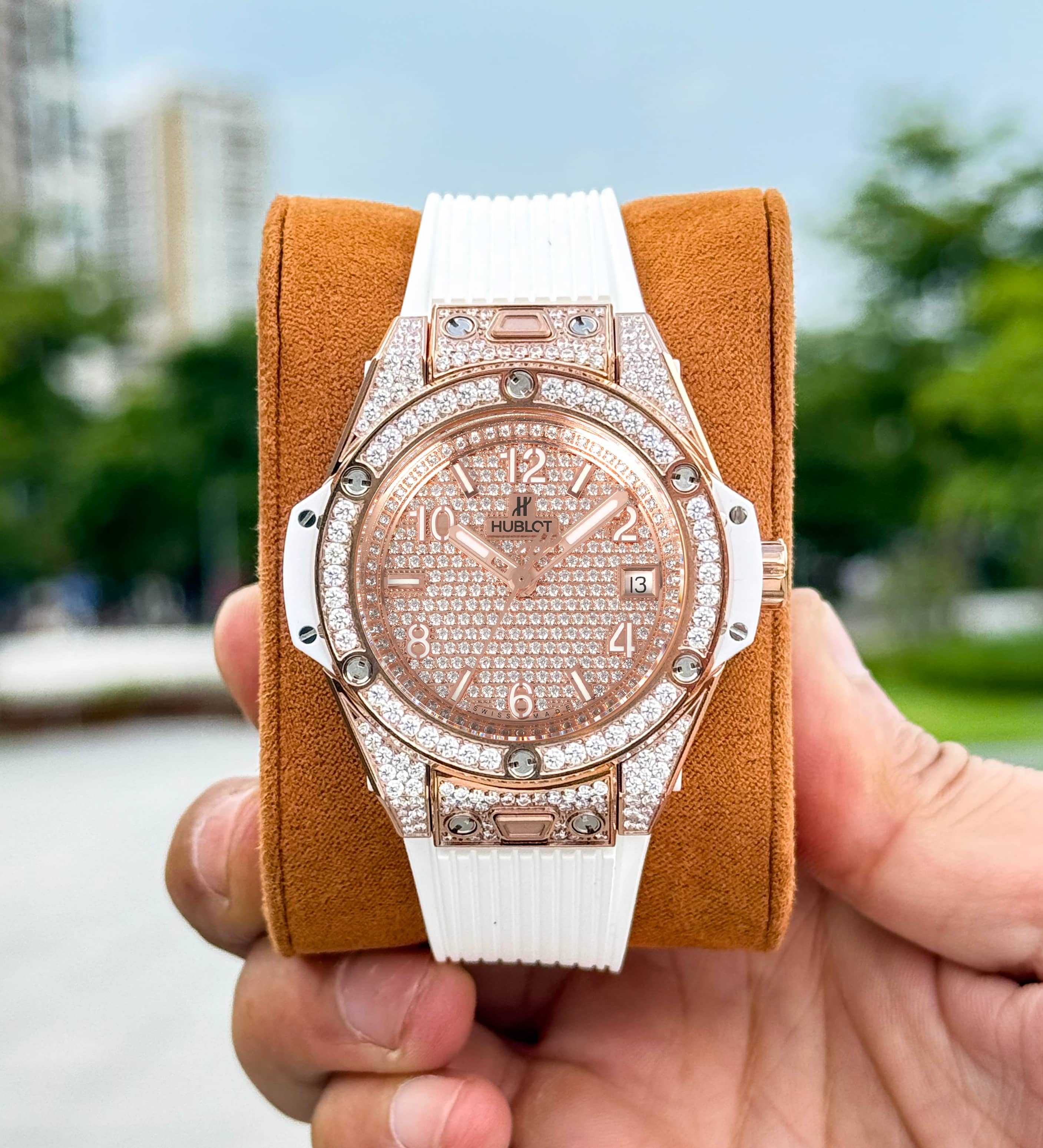 Hublot Big Bang ~42mm 18K Rose Gold & Diamond-Set Automatic Watch (Caliber HUB4700)
