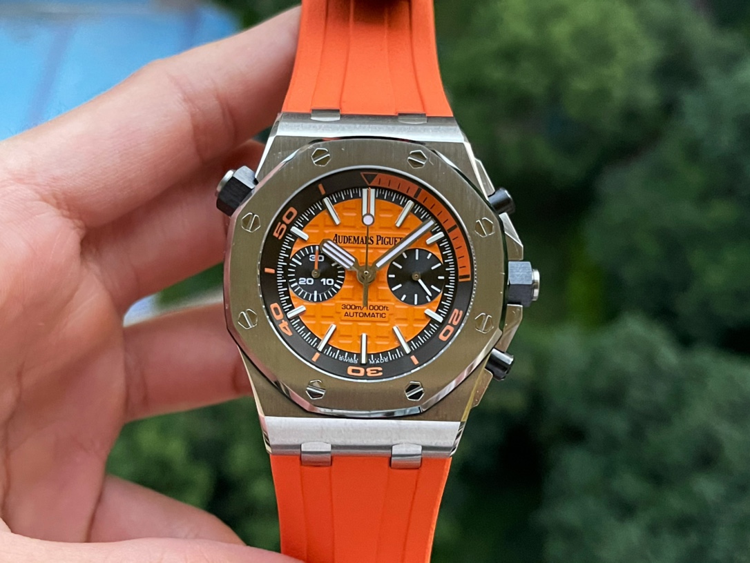 Audemars Piguet Royal Oak Offshore ~43mm Stainless Steel Automatic Chronograph Watch (Caliber 4401)