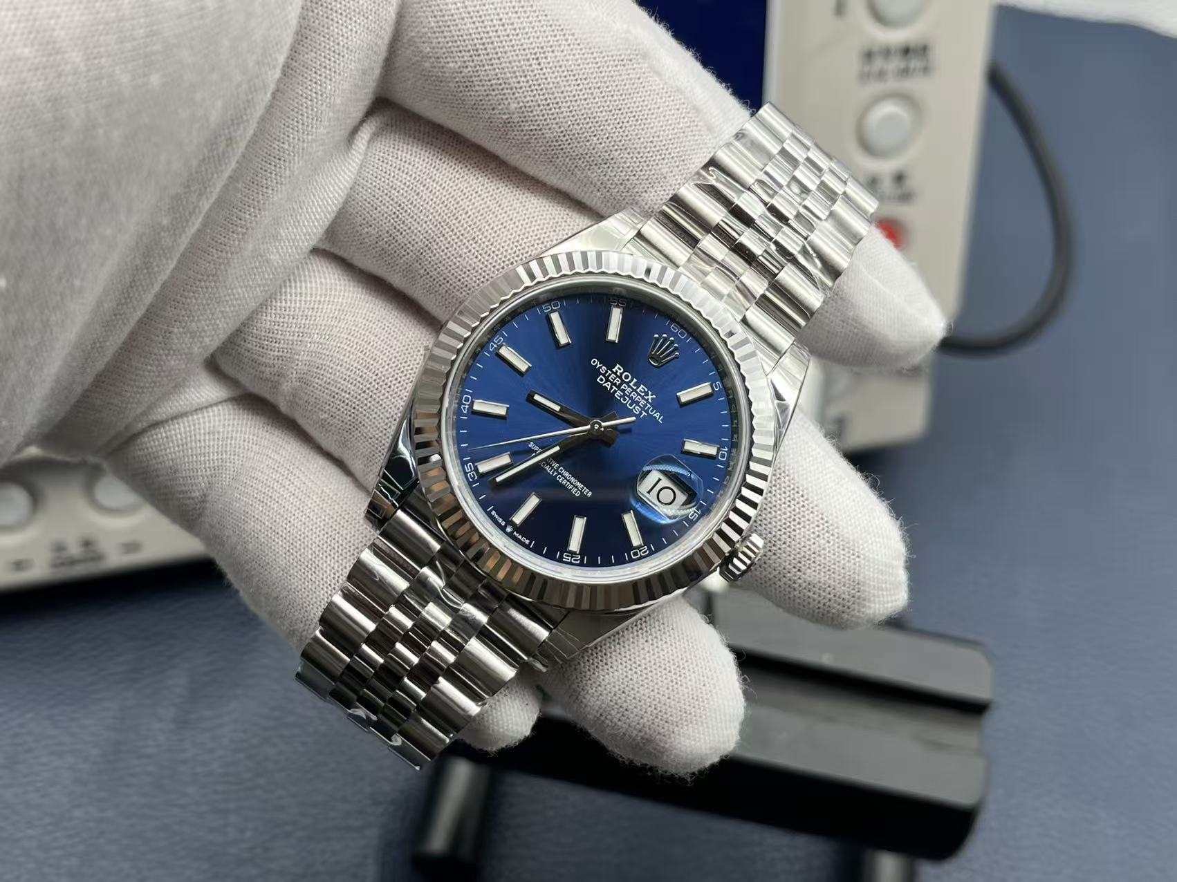 Rolex Oyster Perpetual Datejust Automatic Watch (Cal.3235, 41mm)