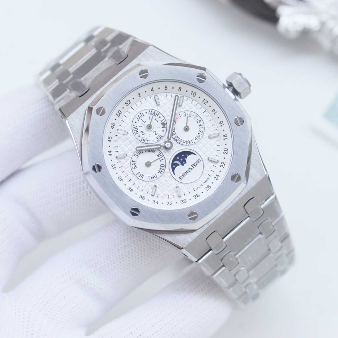 Audemars Piguet Royal Oak Perpetual Calendar Automatic Watch (Cal.5134, 42mm)