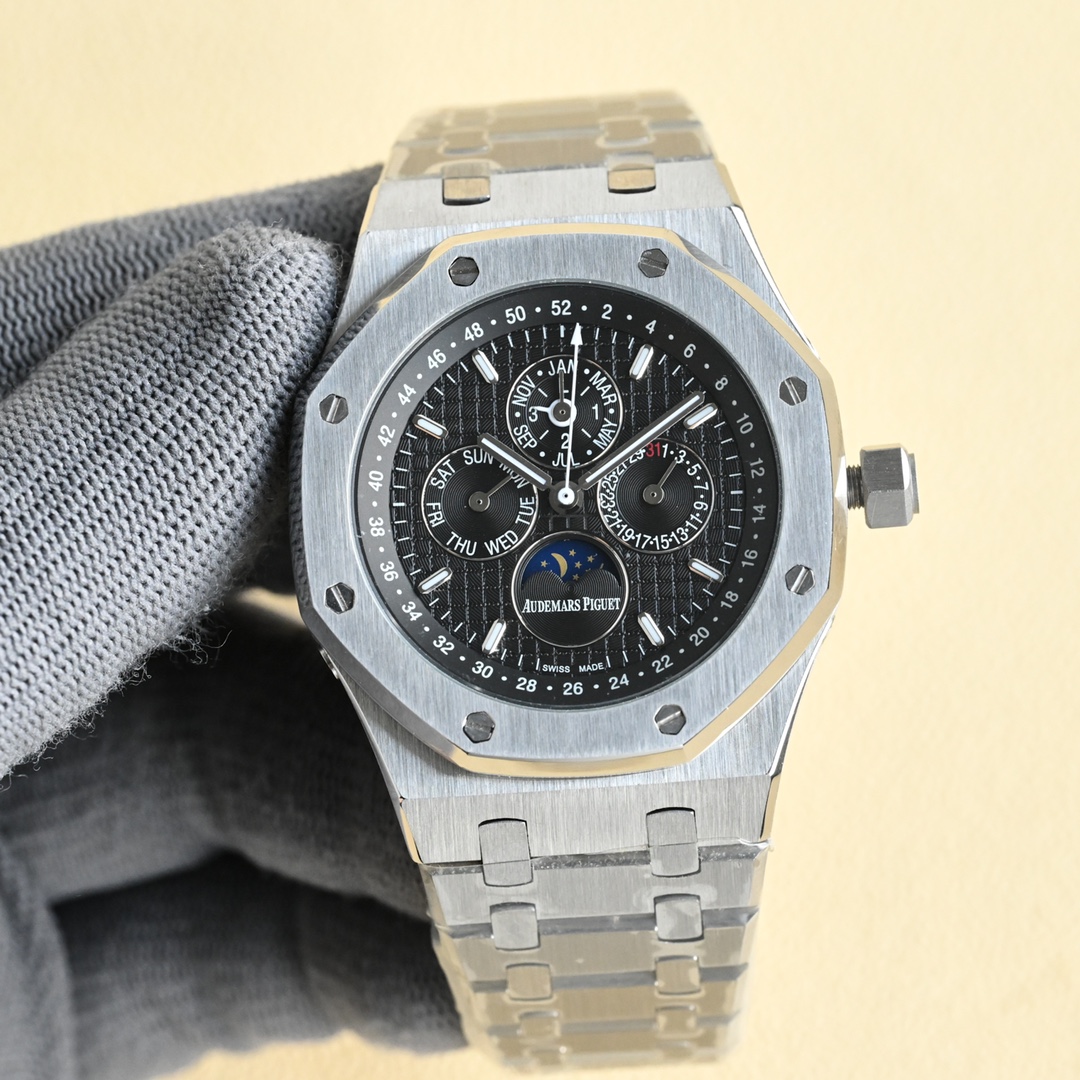 Audemars Piguet Royal Oak Perpetual Calendar ~41mm Stainless Steel Automatic Watch (Caliber 5134)
