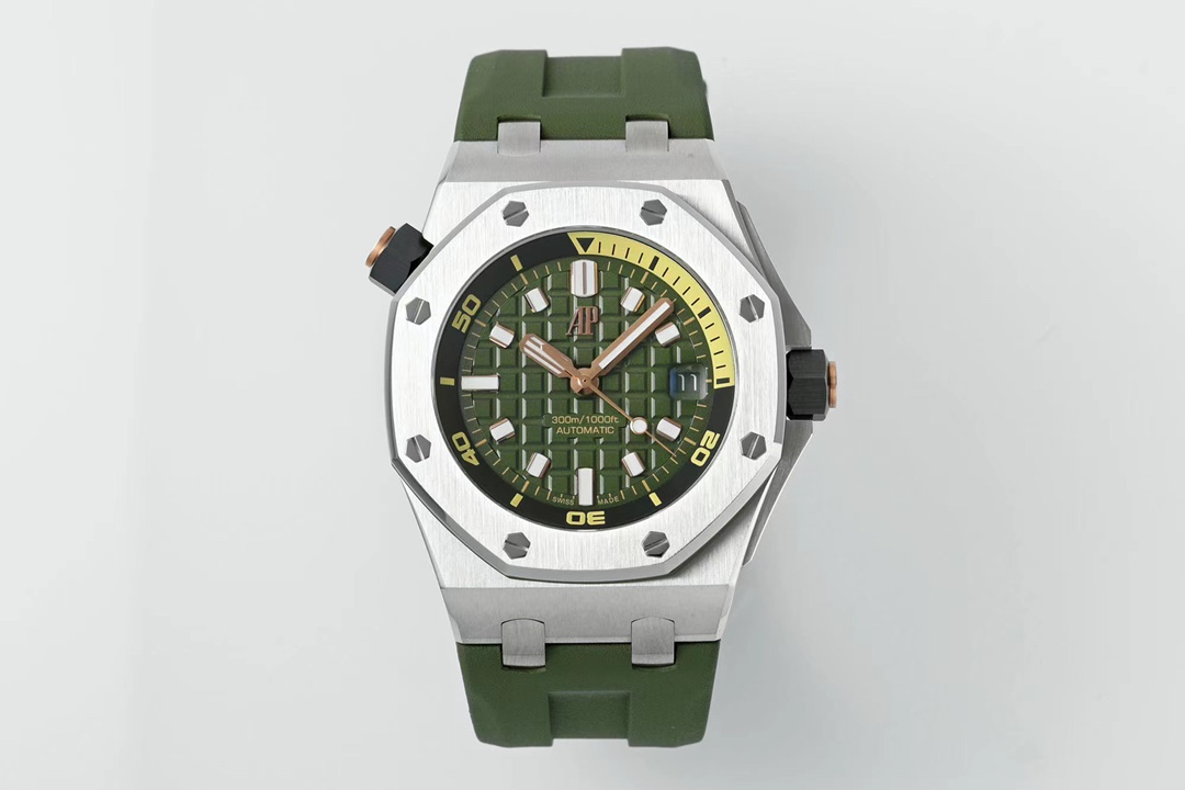 Audemars Piguet Royal Oak Offshore 42mm Watch with Green "Petite Tapisserie" Dial, Stainless Steel Case & Green Rubber Strap - Automatic Movement
