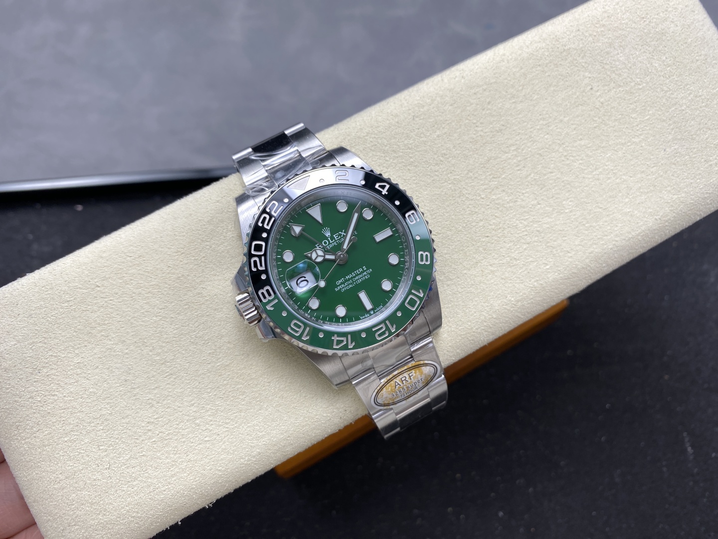 Rolex GMT - Master II Green Dial 18k White Gold Watch, 40mm, Calibre 3285 Movement