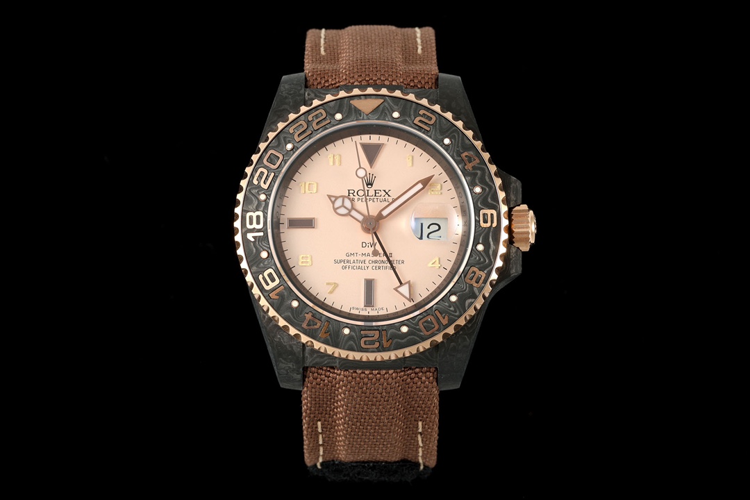 Rolex GMT - Master II Carbon Fiber Rose Gold - Accented Salmon Dial Watch, 40mm, Calibre 3285 Movement