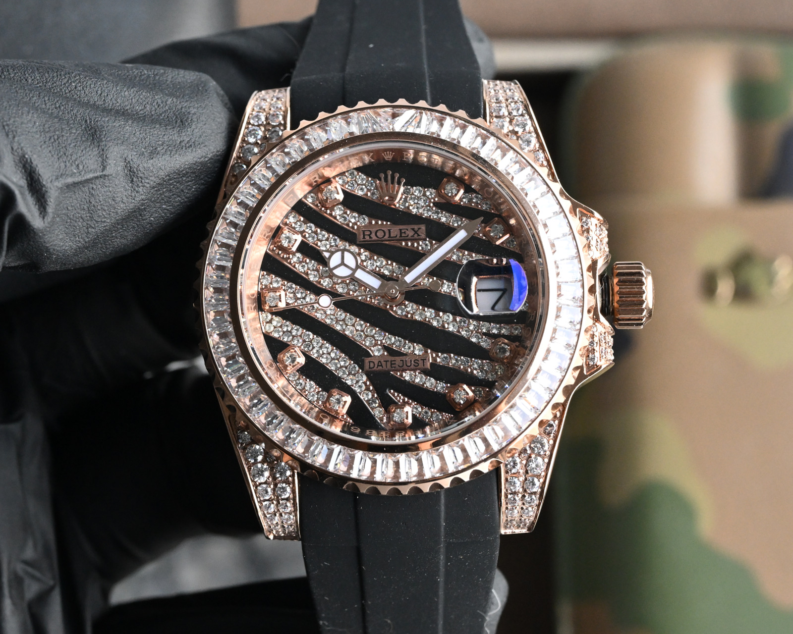 Rolex Datejust Zebra - Pattern Diamond - Set Rose Gold Watch, 40mm, Automatic Movement
