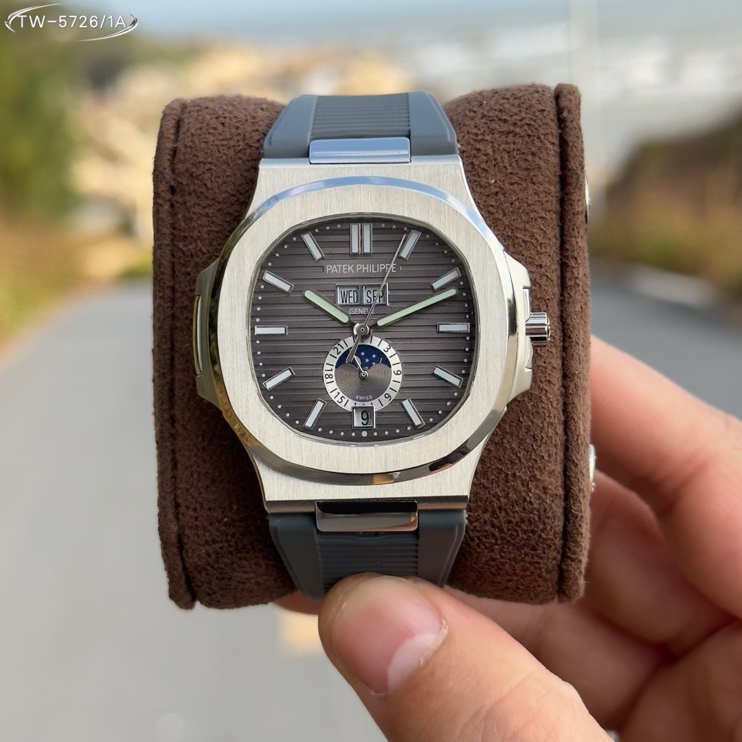 Patek Philippe Nautilus 5726/1A Dark Grey Dial Annual Calendar Moon Phase Grey Rubber Strap Watch, Calibre 324 S QA LU 24 H Movement
