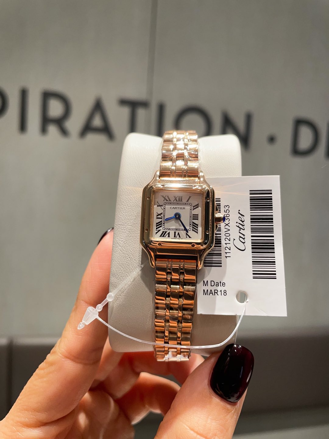 Cartier Tank 20mm White Dial Roman Numeral Quartz 18K Rose Gold Watch, Quartz Movement