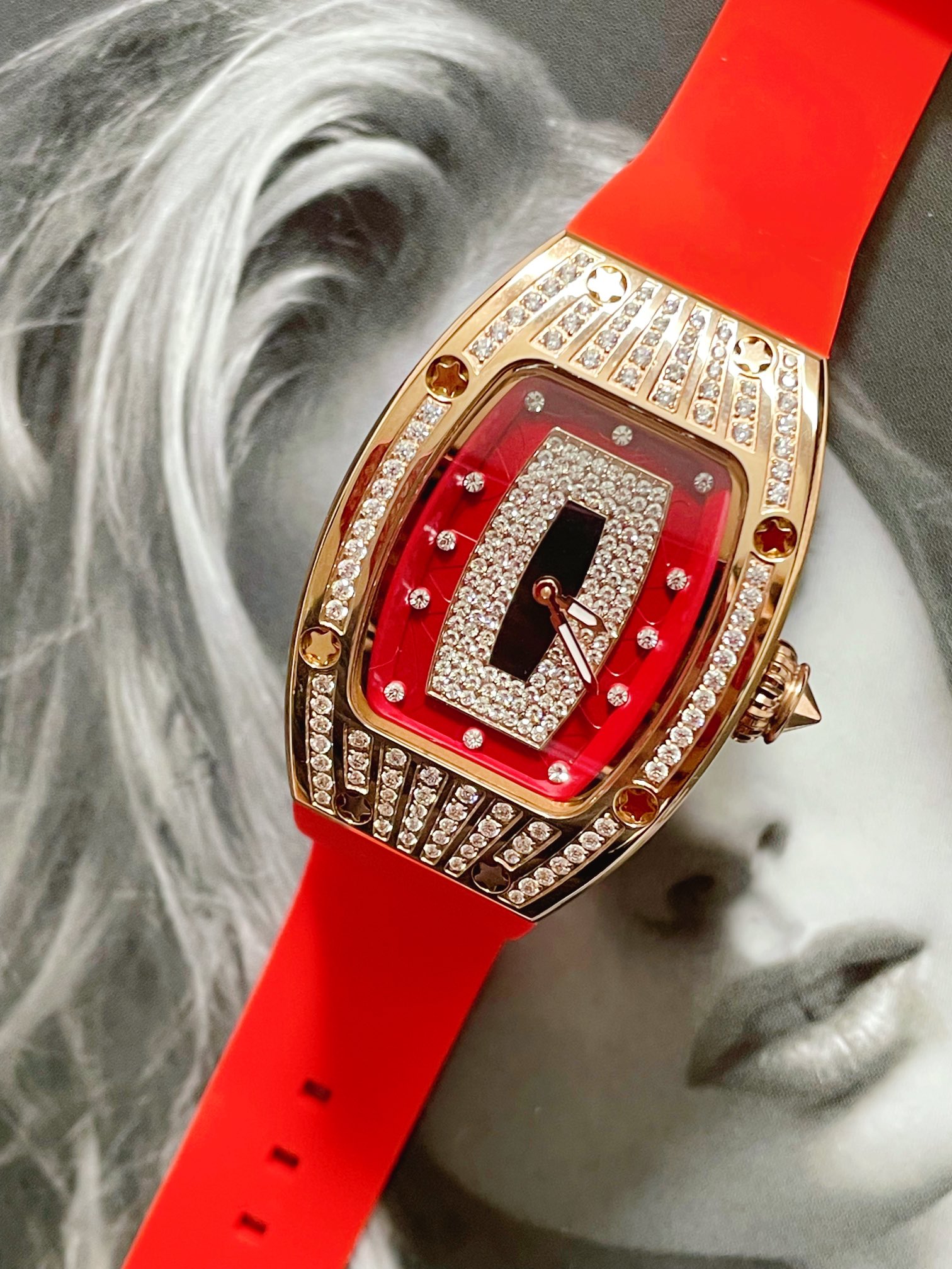 Richard Mille RM 007 Diamond - Set Automatic Watch (18K Rose Gold Case, Red Rubber Strap)