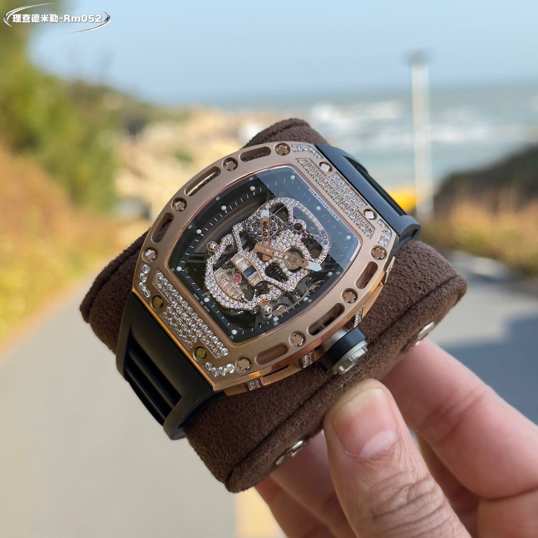 Richard Mille RM 052 Skull Diamond - Set Watch (18K Rose Gold Case, Black Rubber Strap)