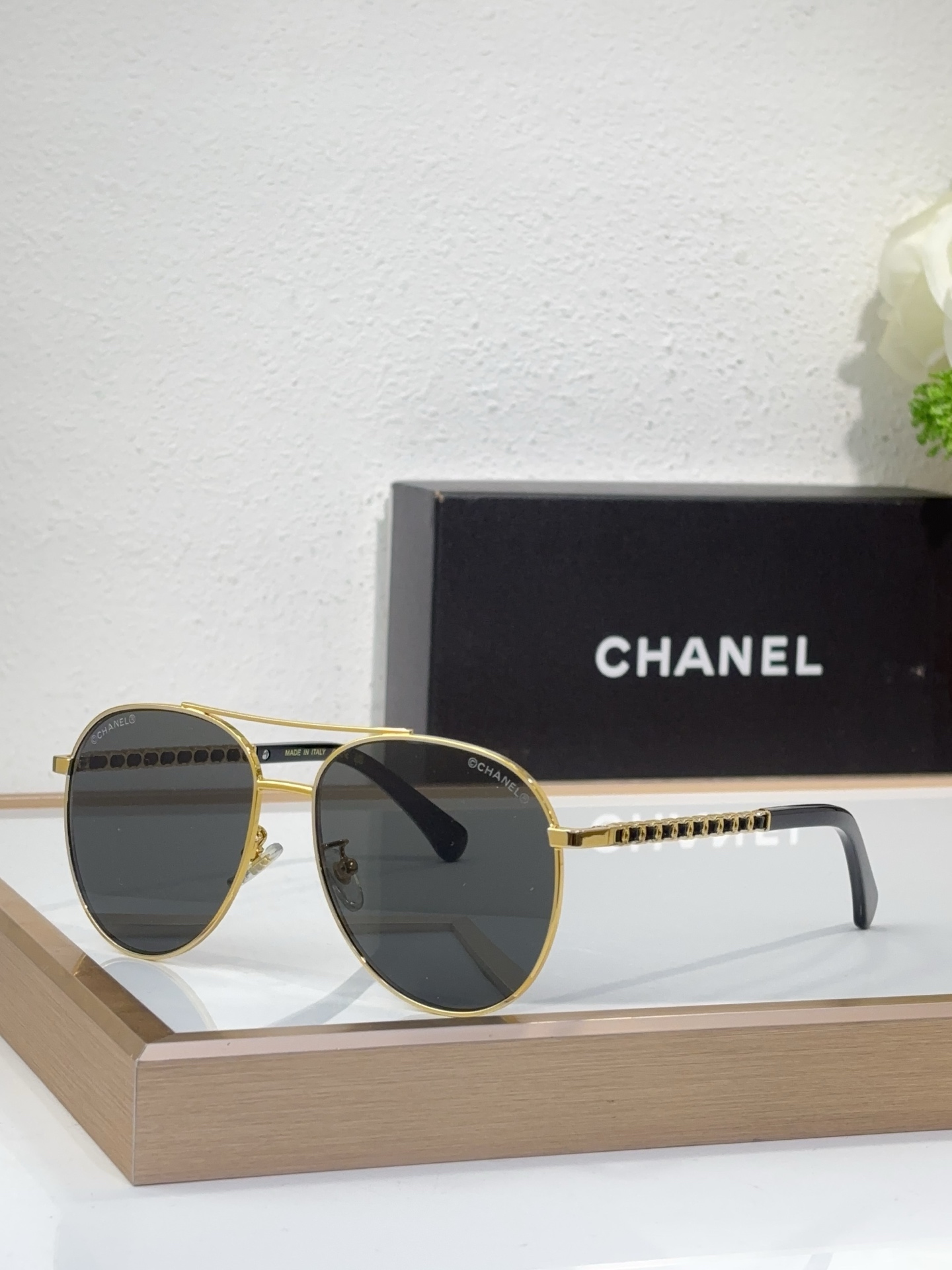 Chanel Aviator Sunglasses with Gold Chain - Link Temples (Model: CH4281)