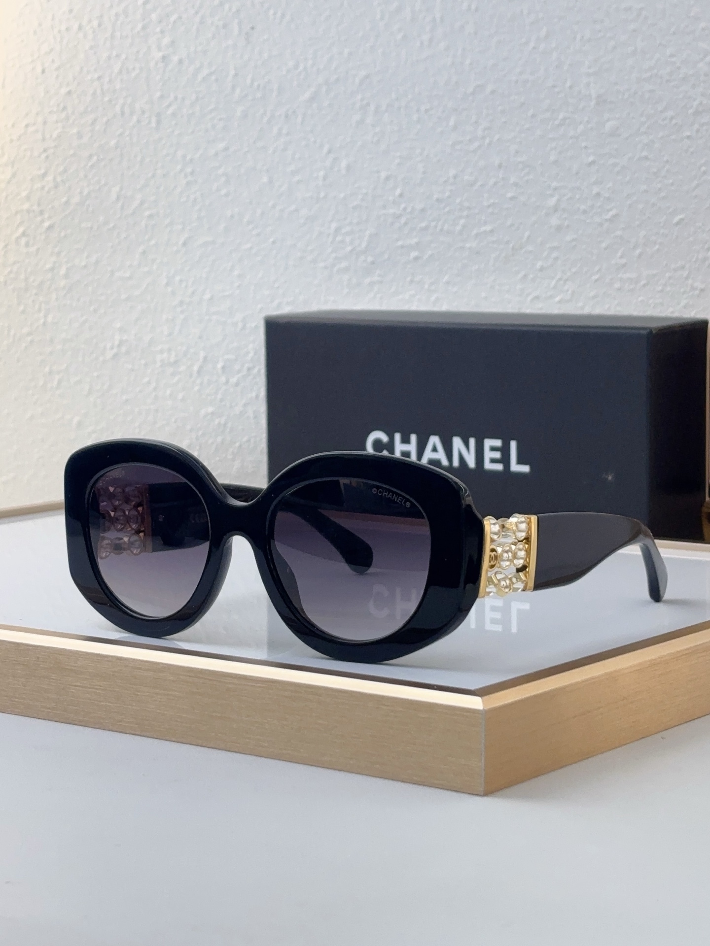 Chanel White Acetate Oval Sunglasses with Gold - Tone Metal, Pearl & CC Accents (Model: CH5538)