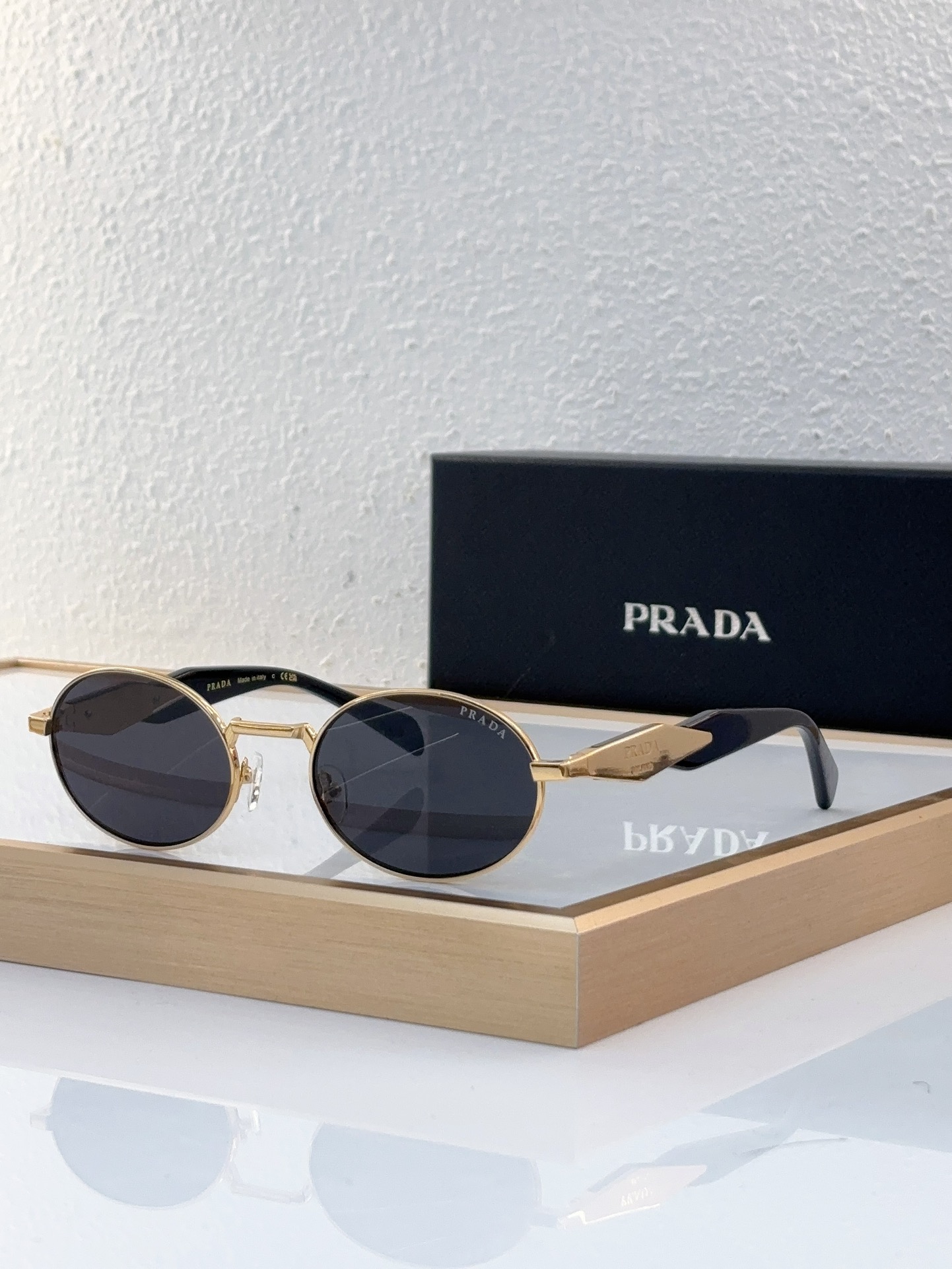 Prada Gold - Metal Oval Sunglasses (Model: PR6666S)