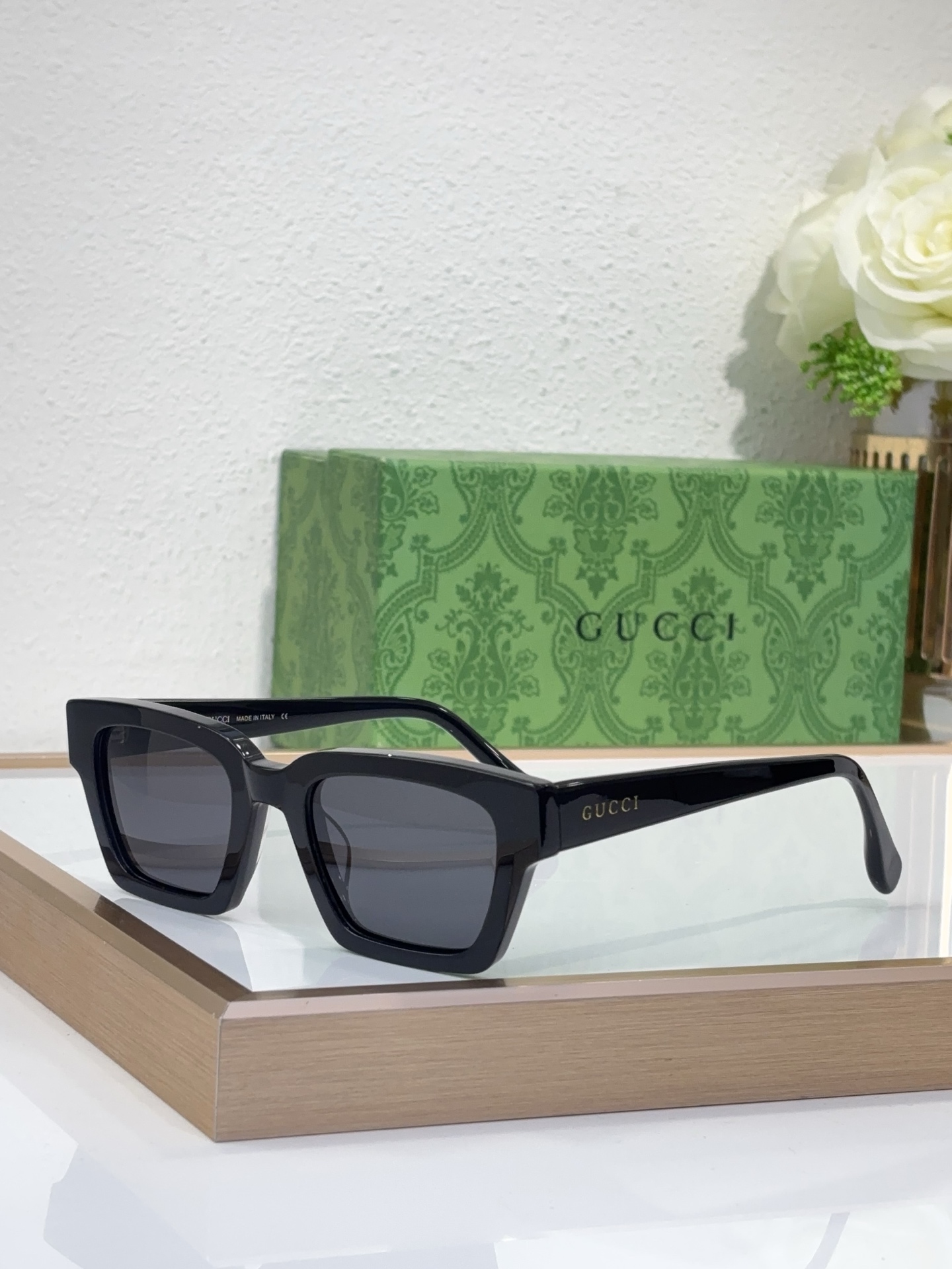 Gucci Black Acetate Square Sunglasses (Model: GG1606S)