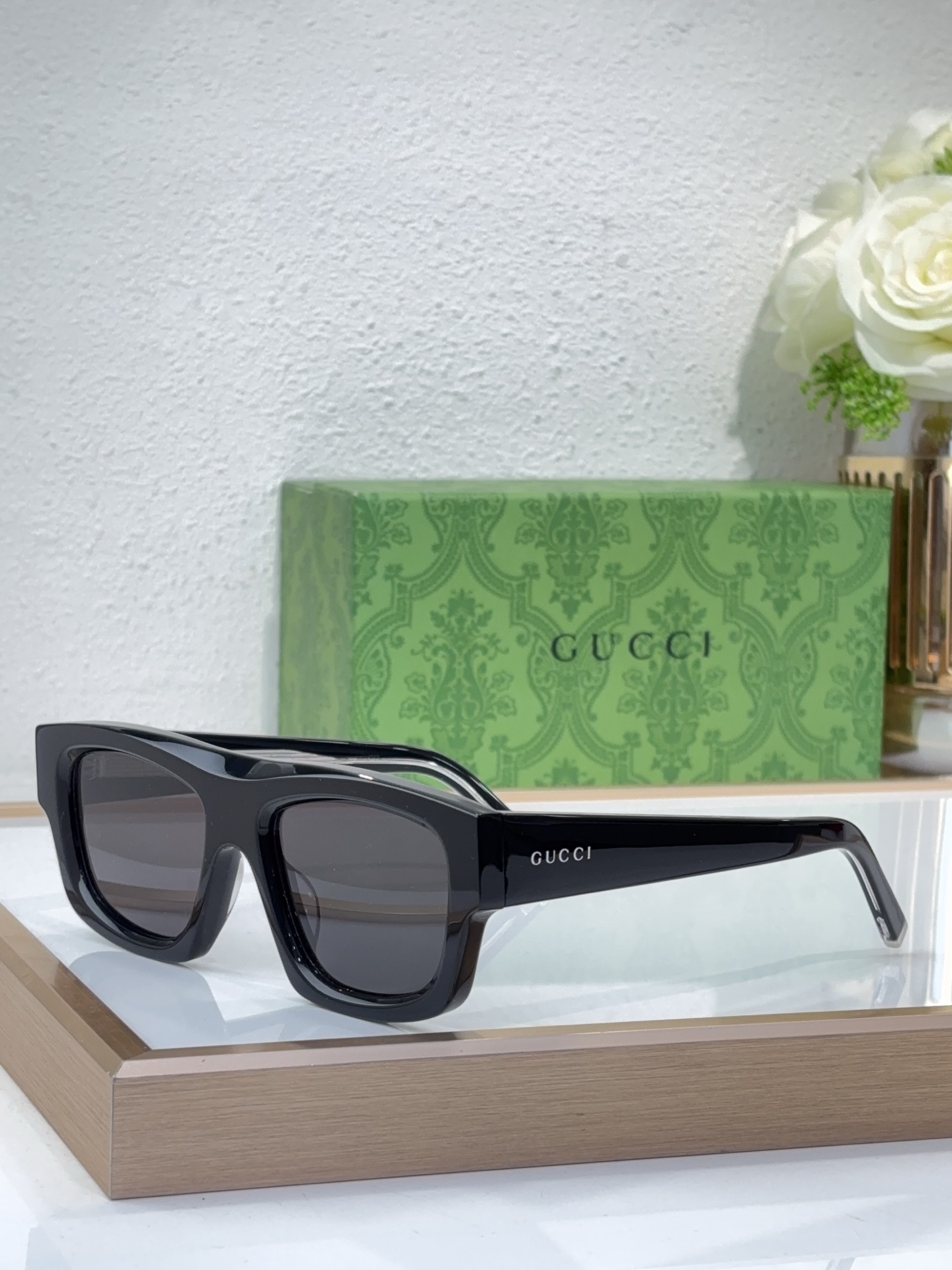 Gucci Tortoise - Effect Acetate Square Sunglasses (Model: GG1347S)