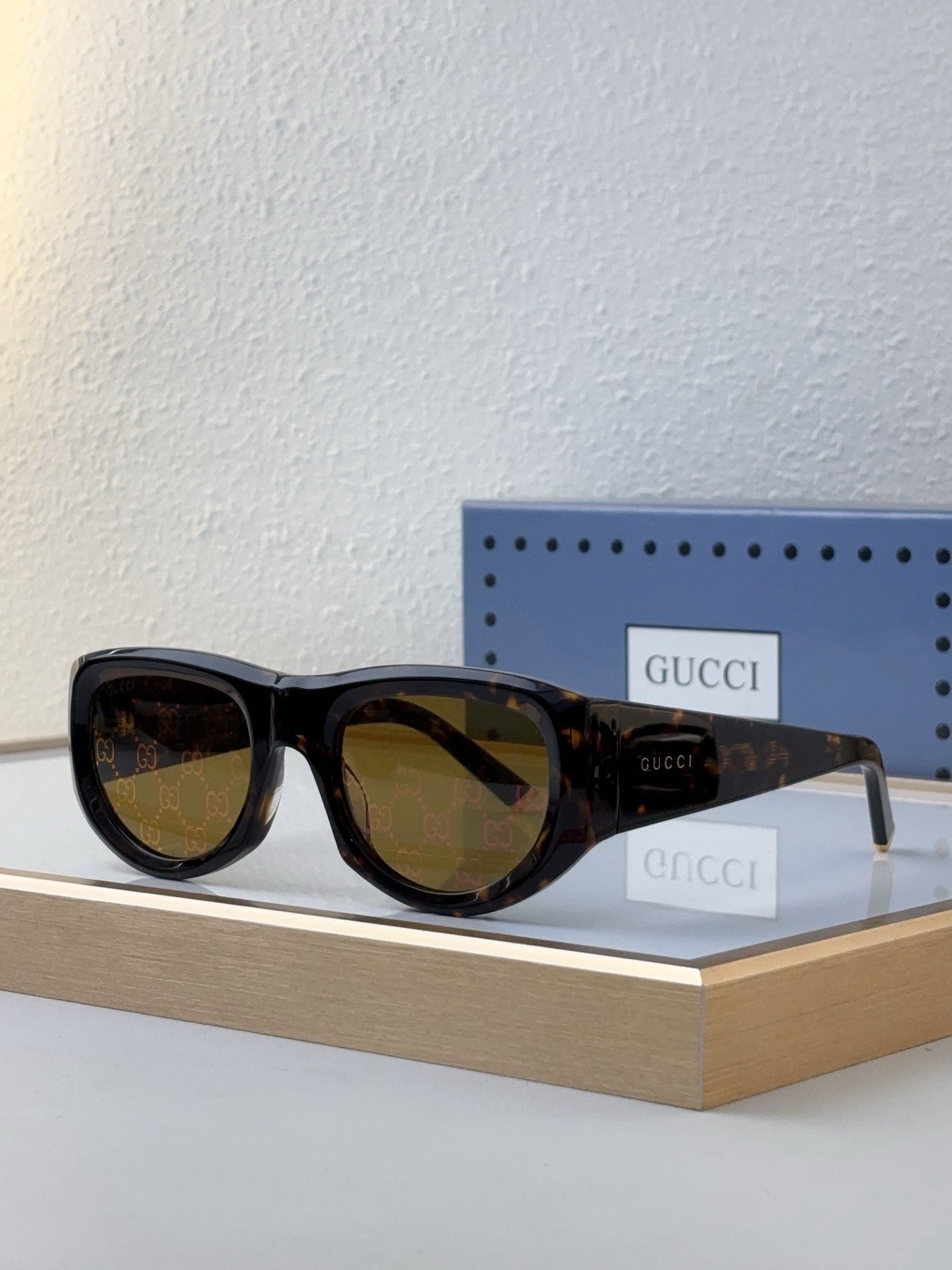 Gucci Tortoise - Effect Acetate Oval Sunglasses with GG - Printed Lenses (Model: GG1339S)