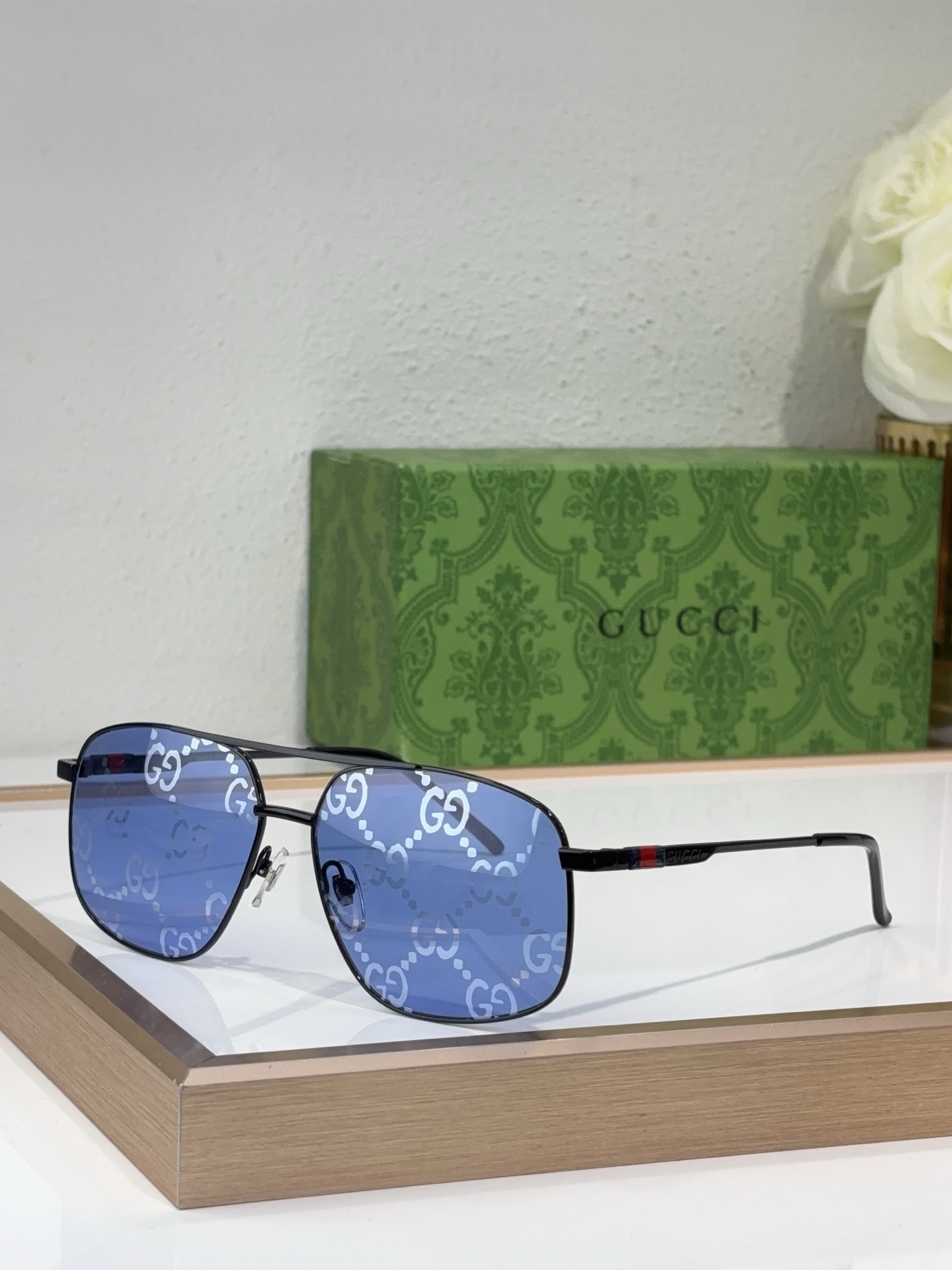 Gucci Aviator - Style Metal Sunglasses with GG - Printed Blue Lenses & Web Stripe Temples (Model: GG5600S)