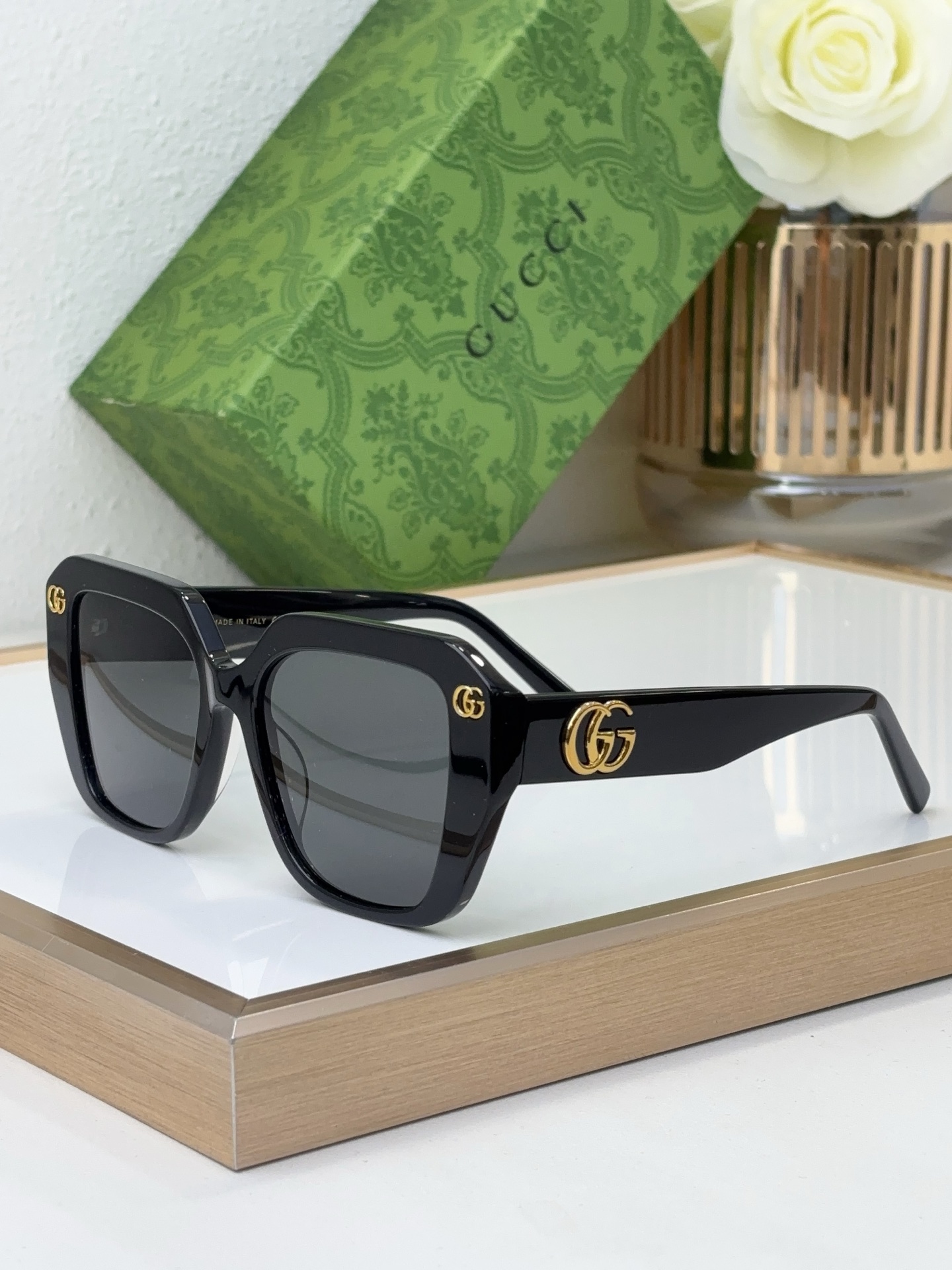 Gucci Square Acetate Sunglasses with Gold - Tone Double G Accents (Model: GG2500S)