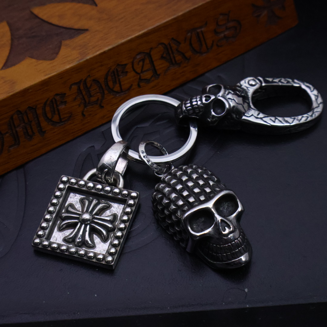 Chrome Hearts 925 Silver Skull - Clasp Cross & Studded Skull Keychain