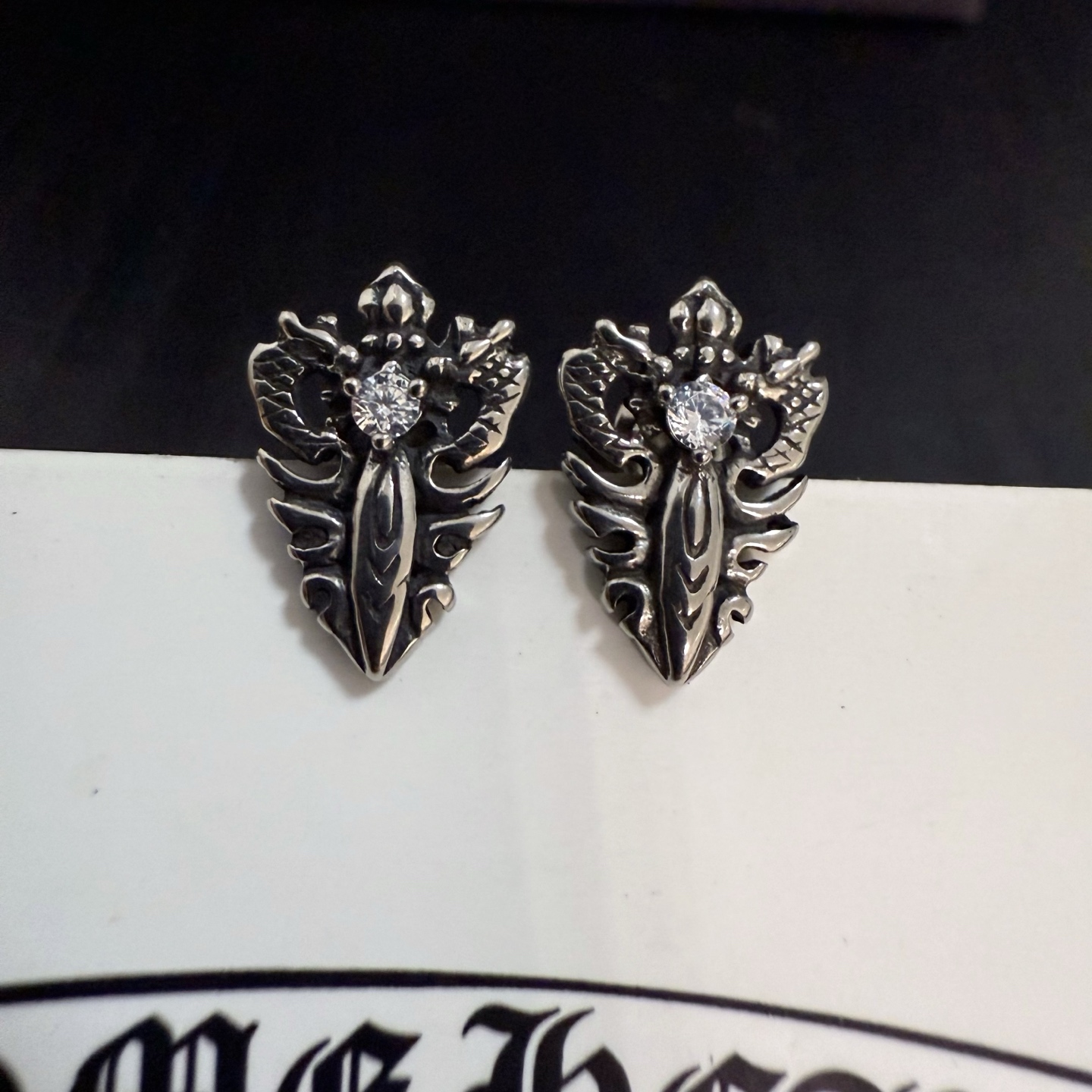 Chrome Hearts Dragon - Embellished Stud Earrings with Crystal CH - DSEWC322