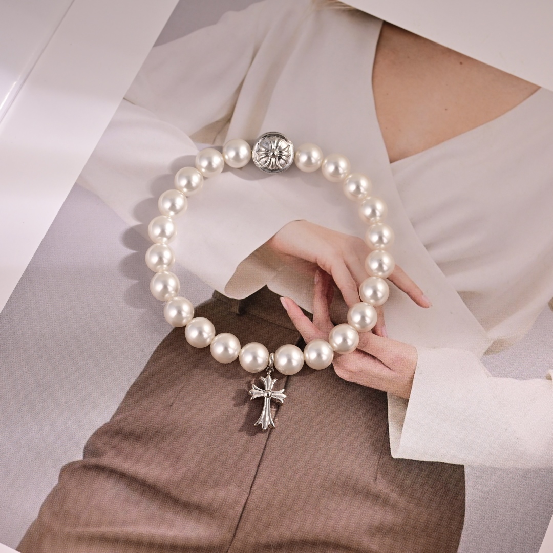 Chrome Hearts Pearl Necklace with Cross Pendant CH - PNCP291