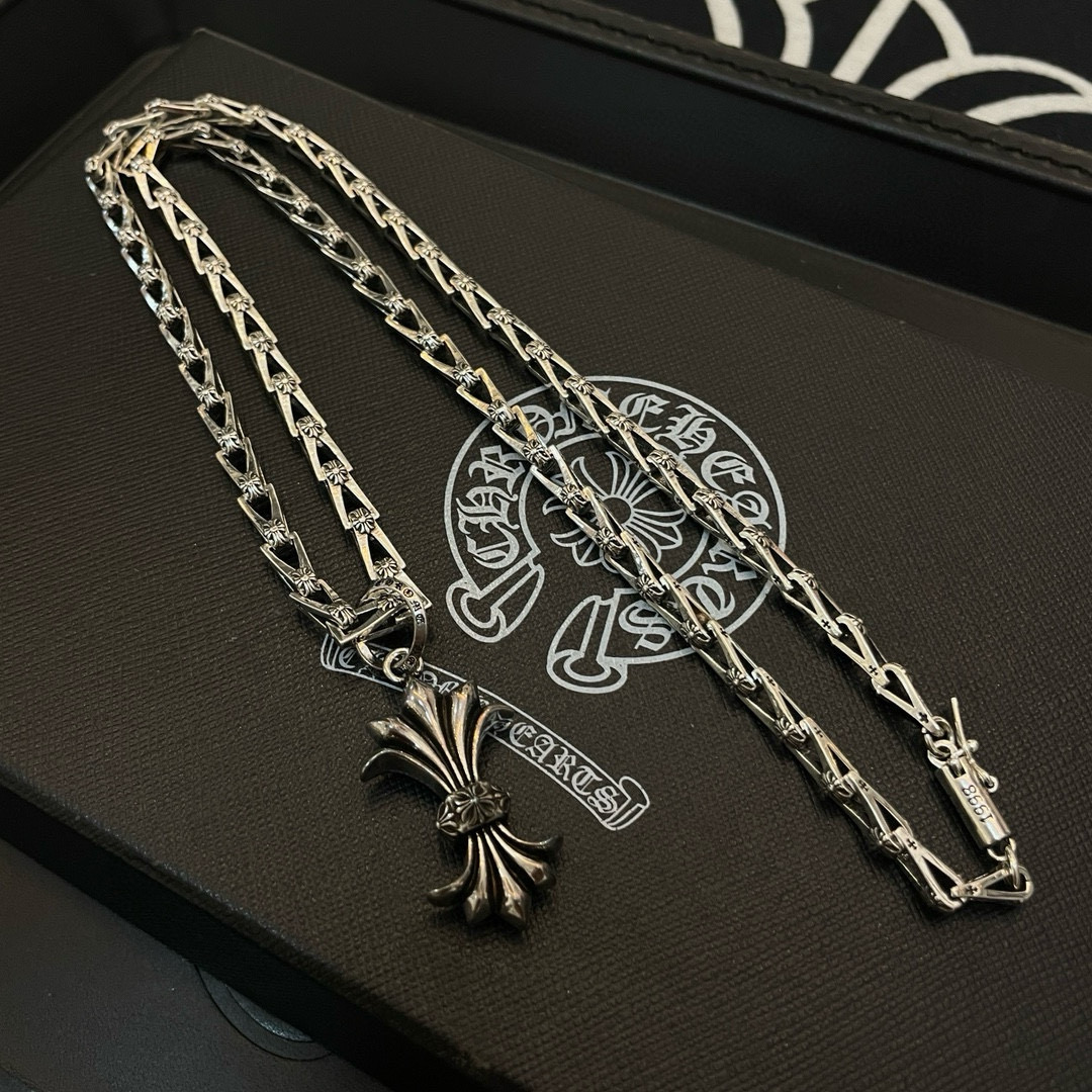 Chrome Hearts Sterling Silver Fleur - de - Lis Pendant Necklace (Geometric Link Chain) CH - FLR11