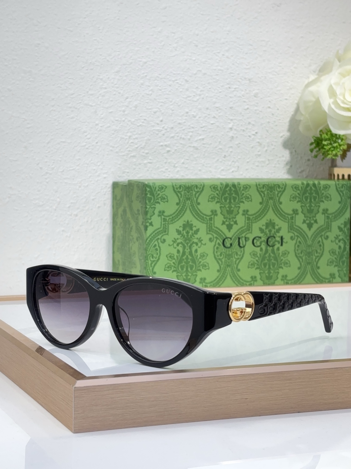 Gucci Cat - Eye Acetate Sunglasses with Gold Double G Accents & Gradient Gray Lenses - GG1289S