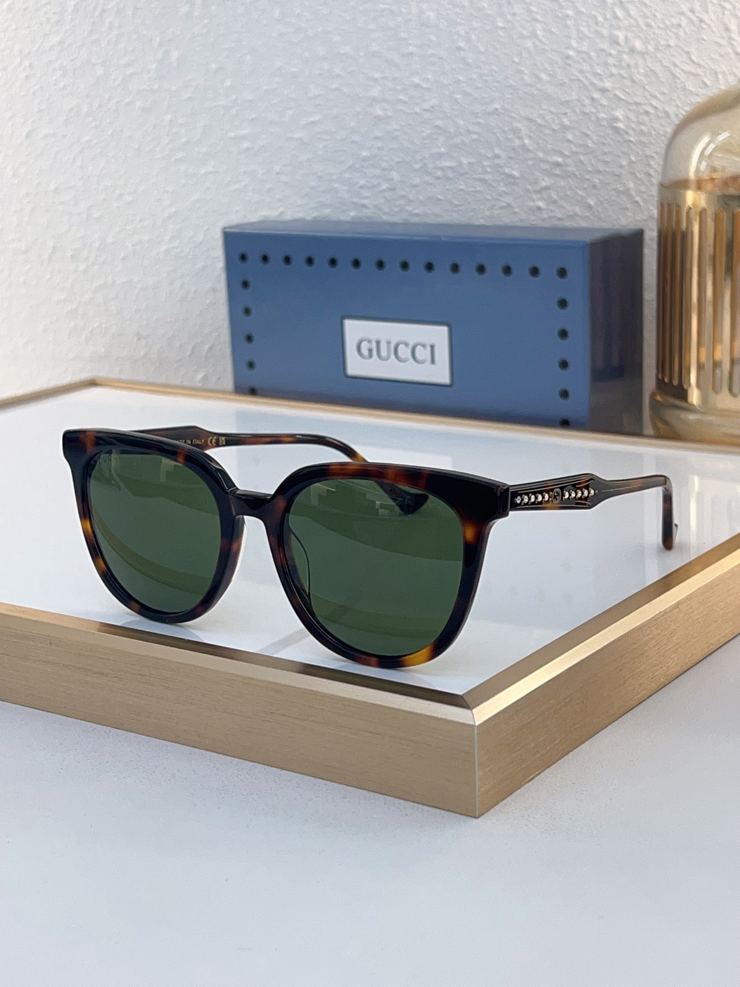 Gucci Cat - Eye Tortoiseshell Acetate Sunglasses with Crystal - Embellished Temples & Green Lenses - GG1269S