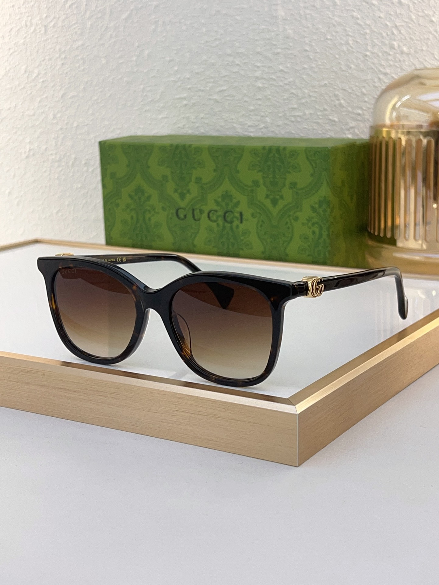 Gucci Cat - Eye Tortoiseshell Acetate Sunglasses with Gold Double G Accents & Gradient Brown Lenses - GG1251S