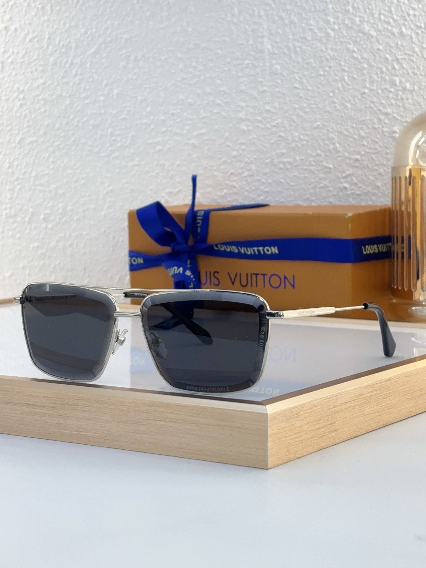 Louis Vuitton Square Aviator - Style Metal Sunglasses with Gold - Tone Frame, Gray Lenses & Signature Detailing - Z1801E