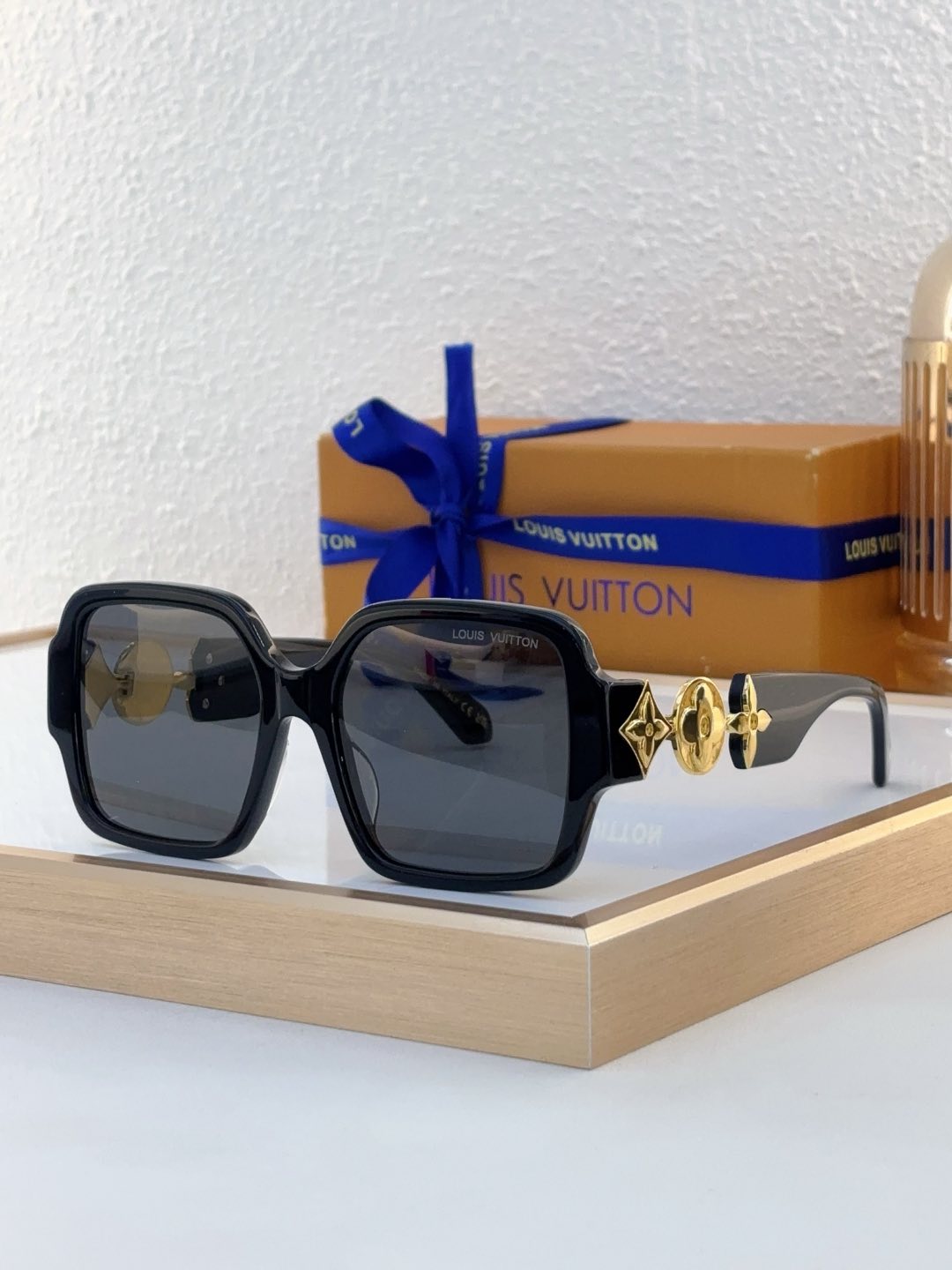 Louis Vuitton Square Acetate Sunglasses with Gold Monogram - Inspired Hardware - Z1763E