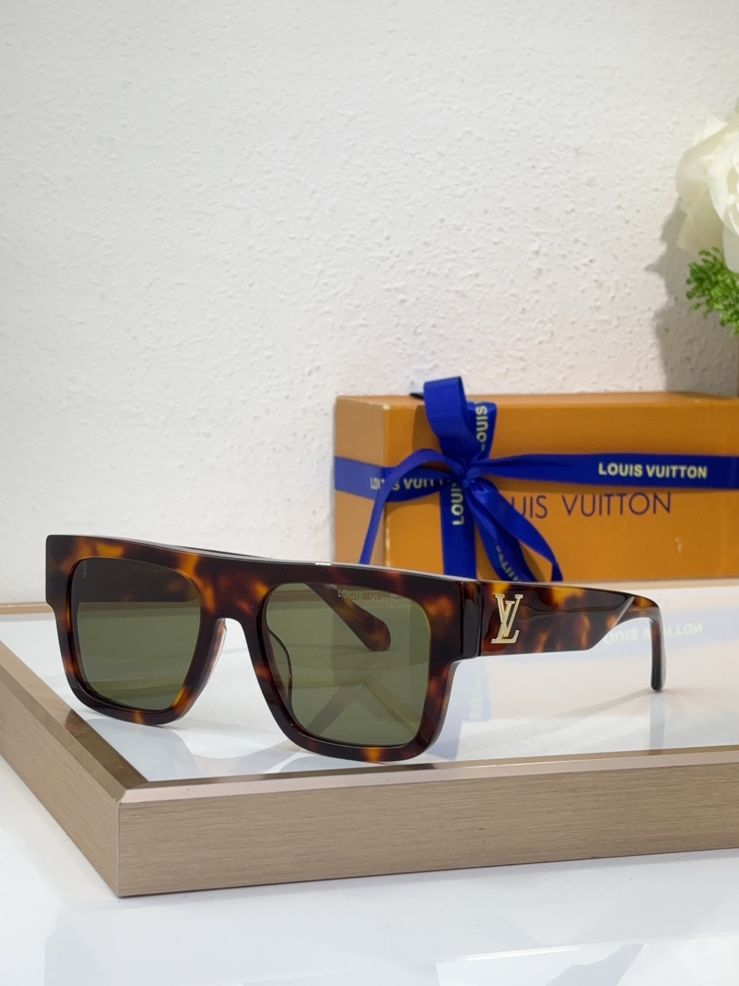 Louis Vuitton Z2125W 1.1 Millionaires Sunglasses