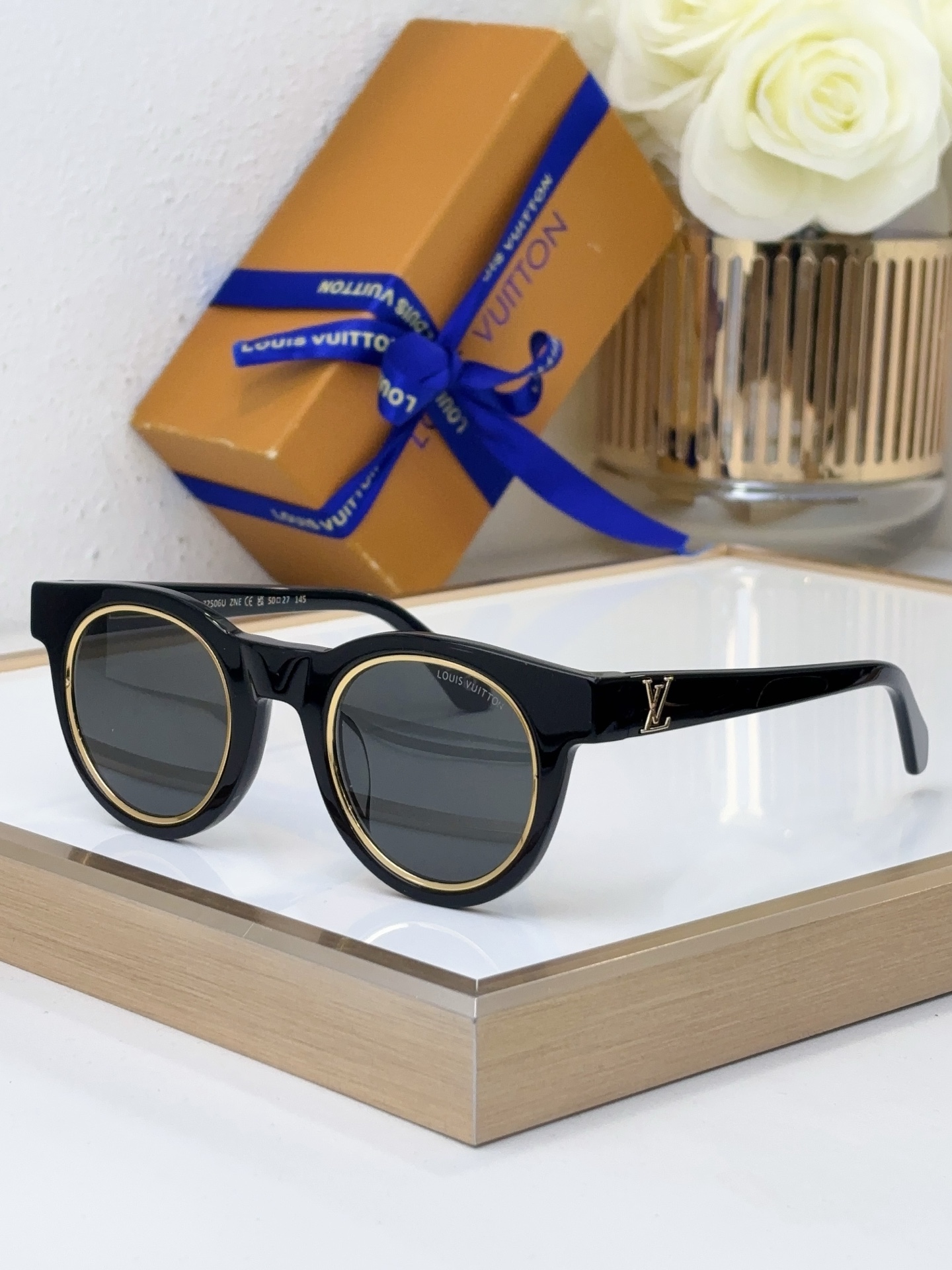 Louis Vuitton Round Acetate Sunglasses with Metal Trim - Z1724E