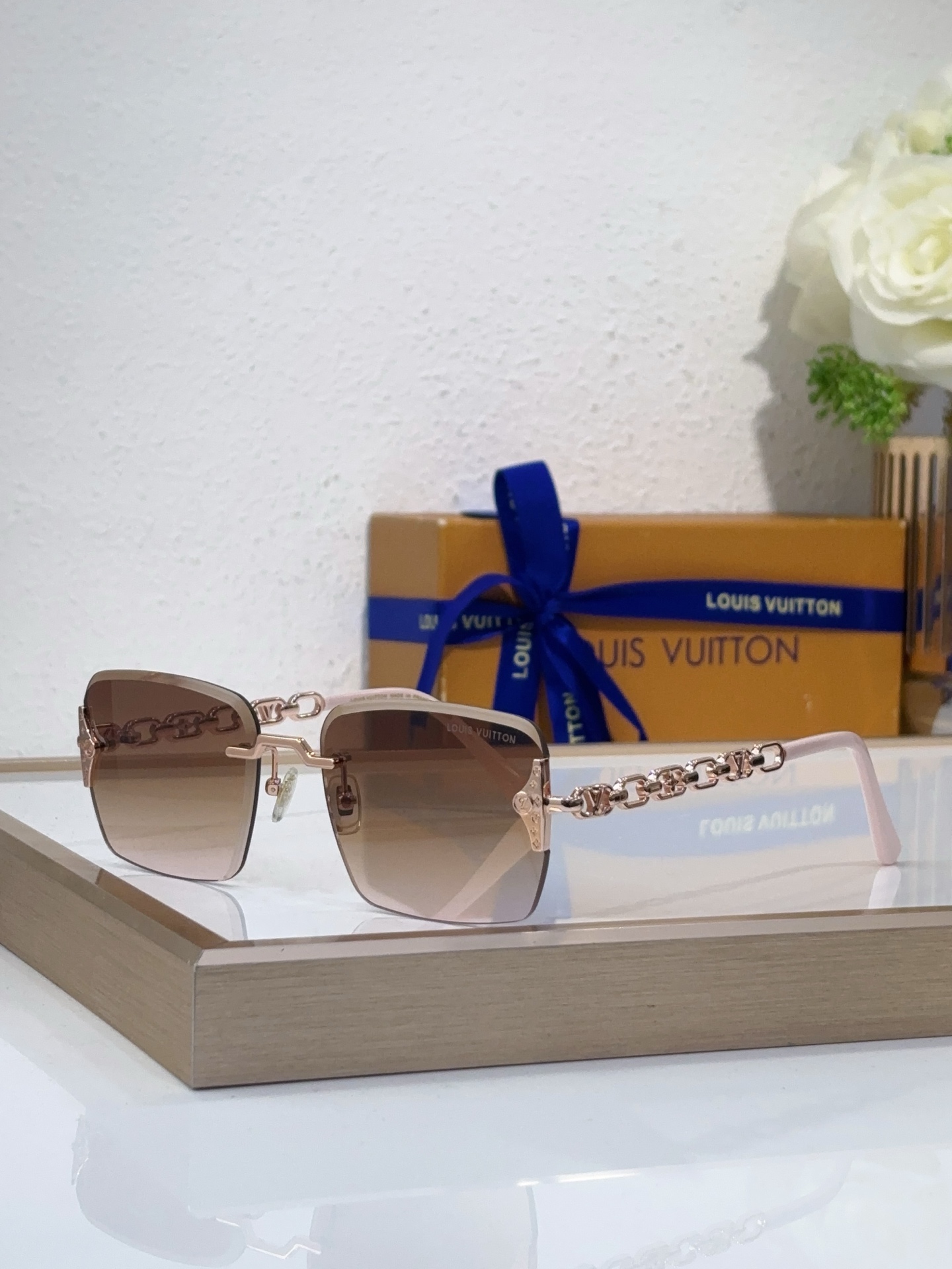 Louis Vuitton Z1708E Round Metal Sunglasses