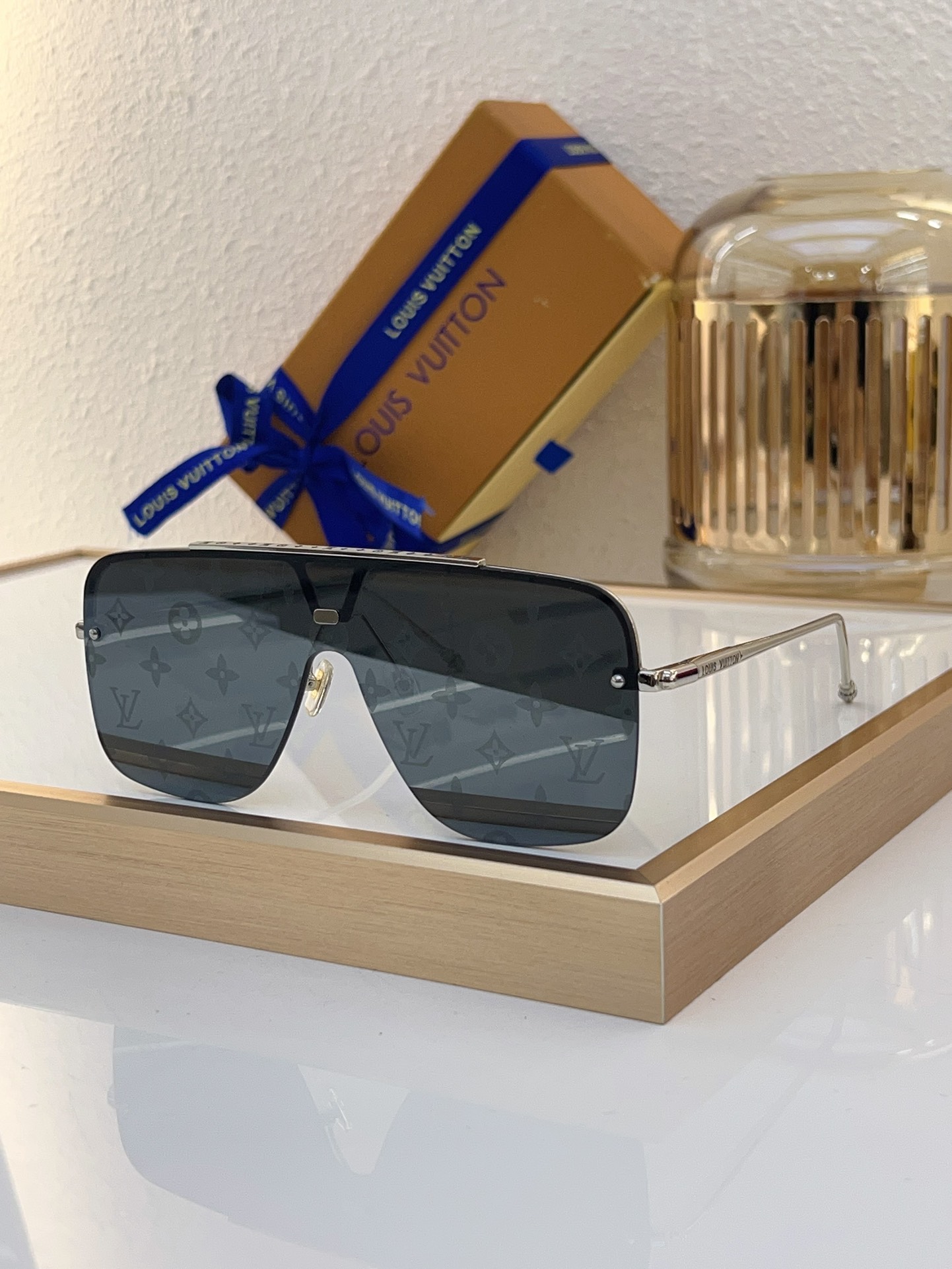 Louis Vuitton Z3180E Shield Sunglasses