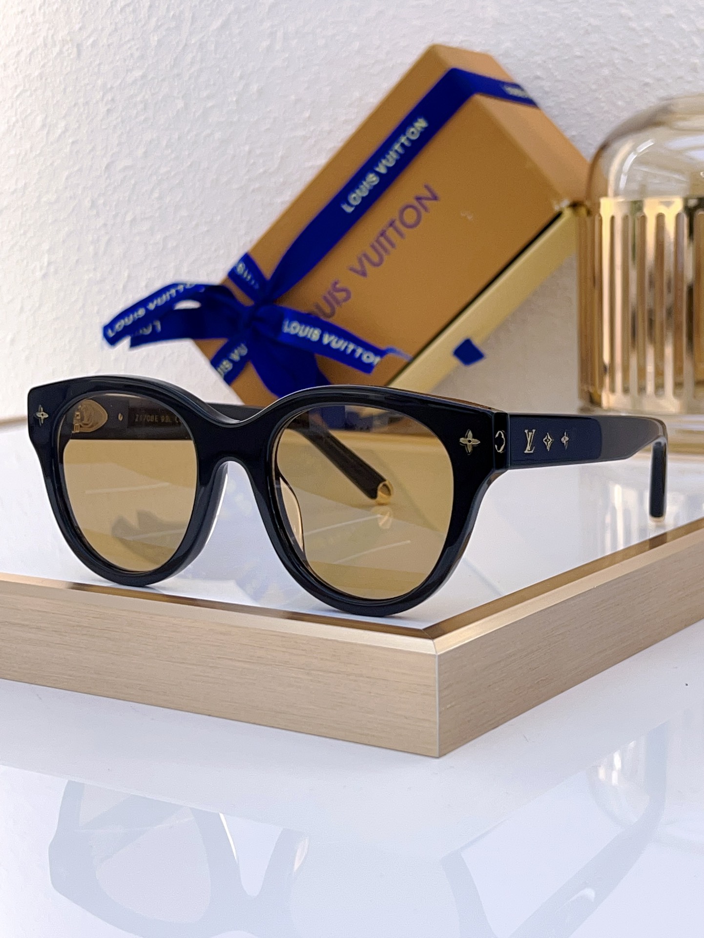 Louis Vuitton Z2810E Cat - Eye Sunglasses