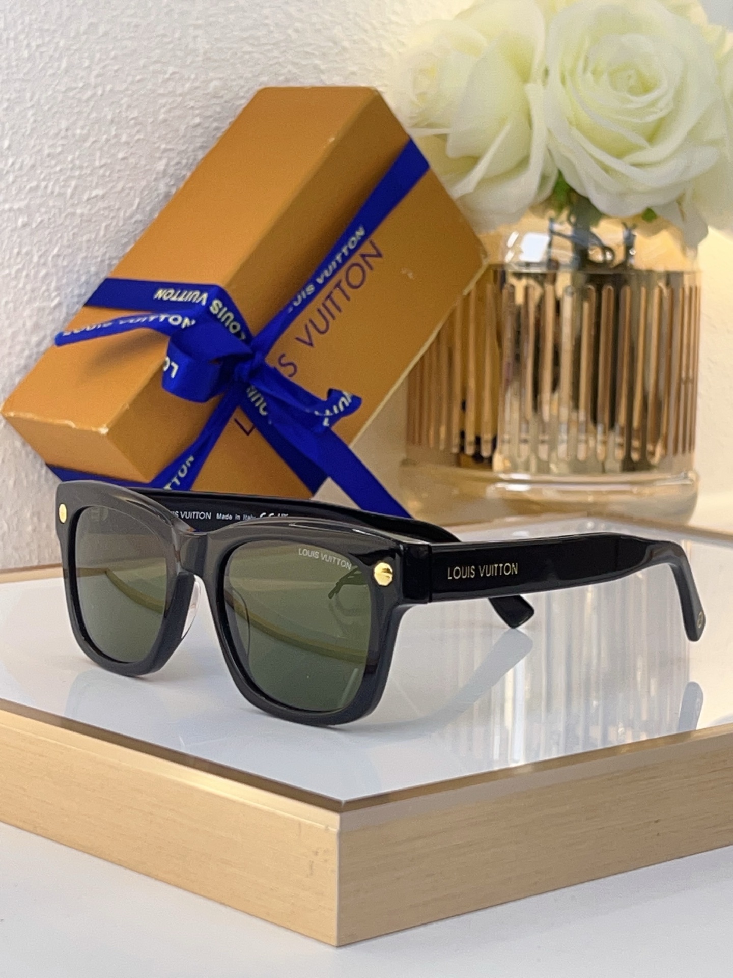 Louis Vuitton Z2800E Square Acetate Sunglasses