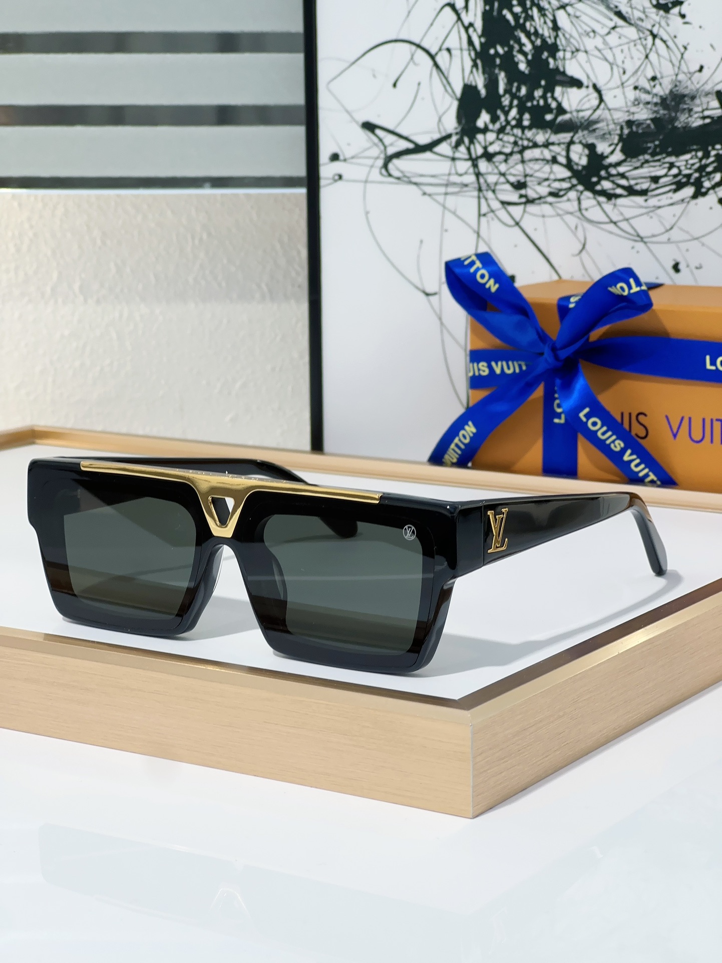 Louis Vuitton Z2780E Square Sunglasses