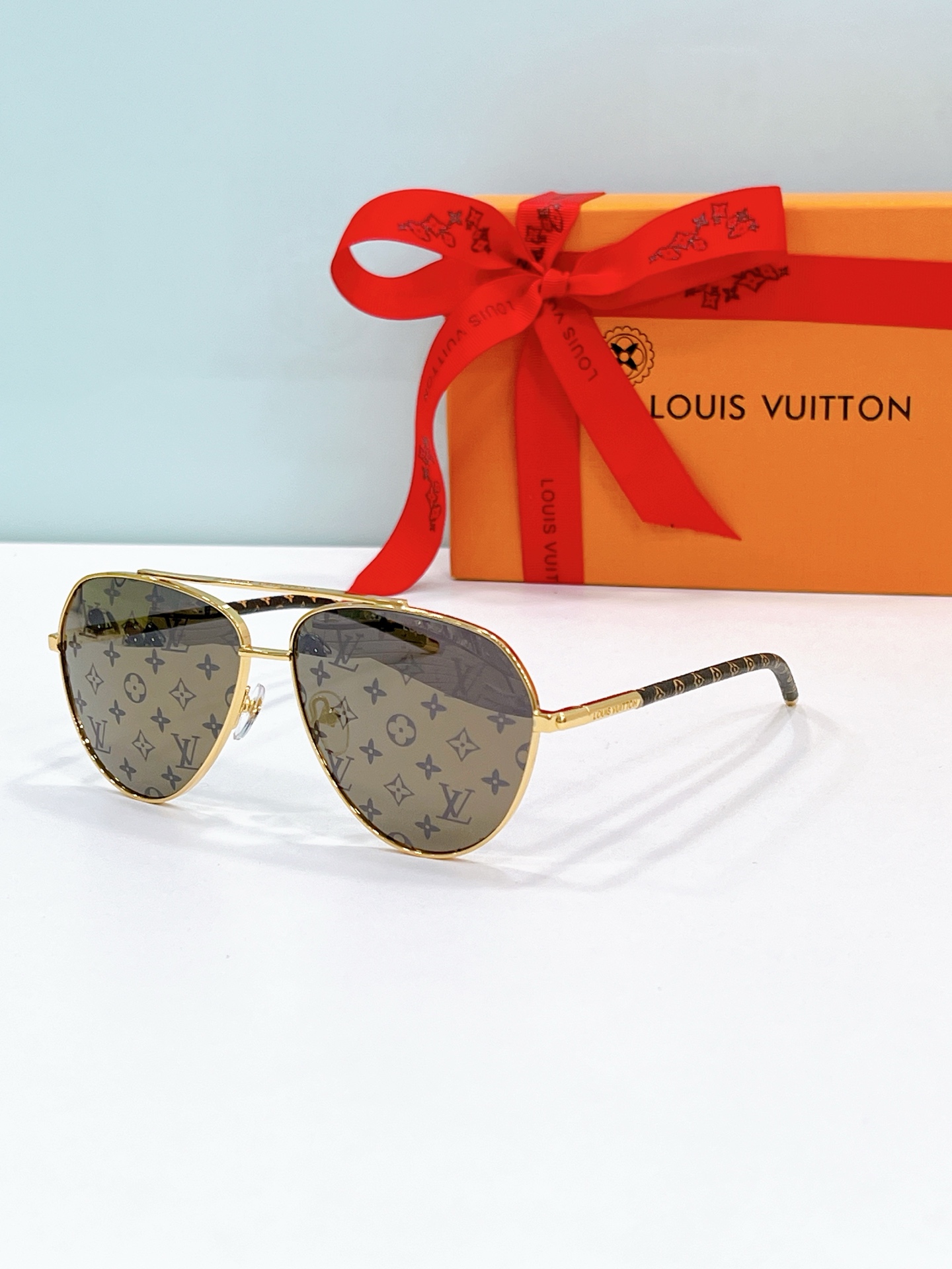 Louis Vuitton Z2590E Monogram Aviator Sunglasses