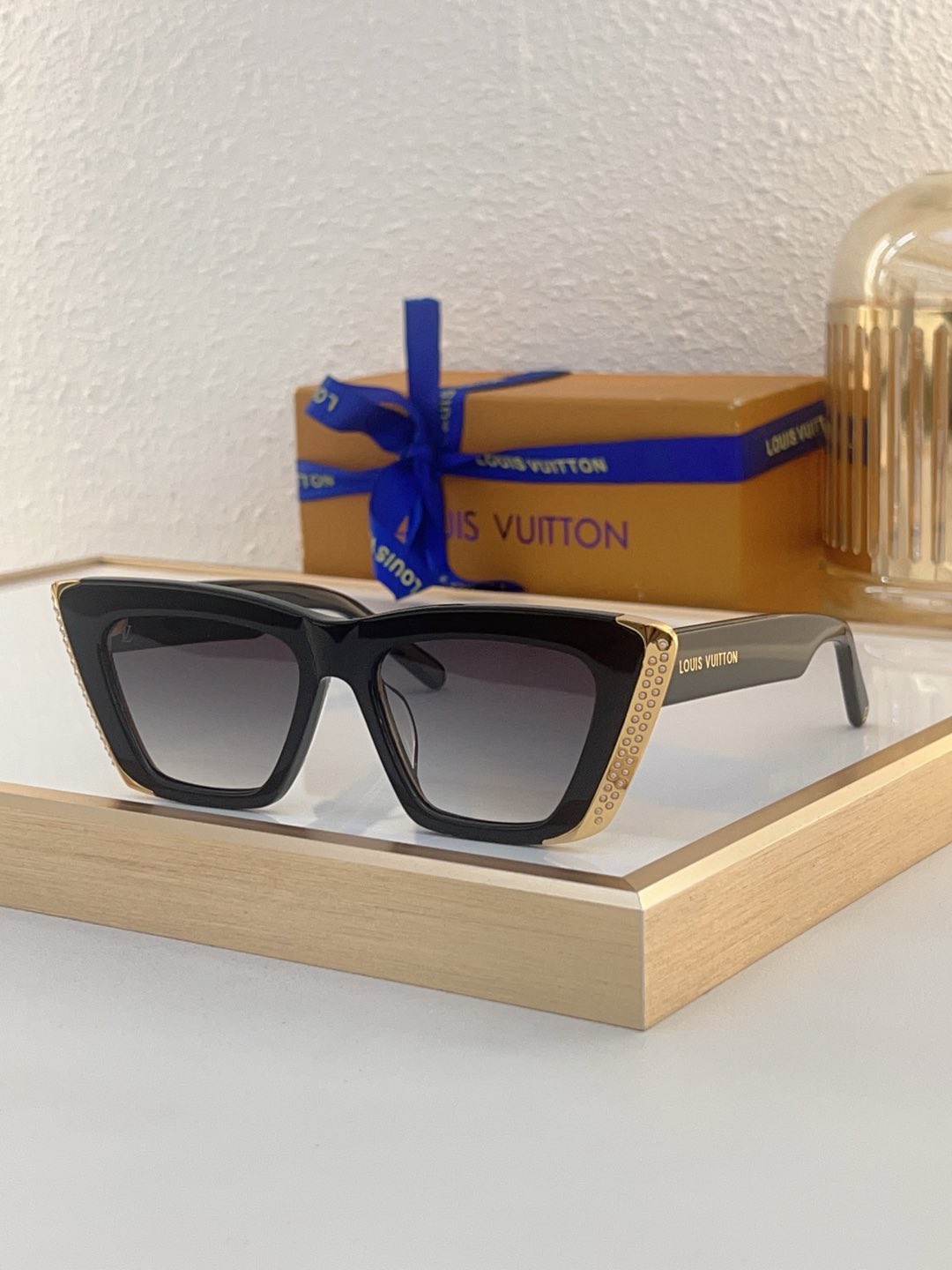 Louis Vuitton Z2460E Cat - Eye Embellished Sunglasses